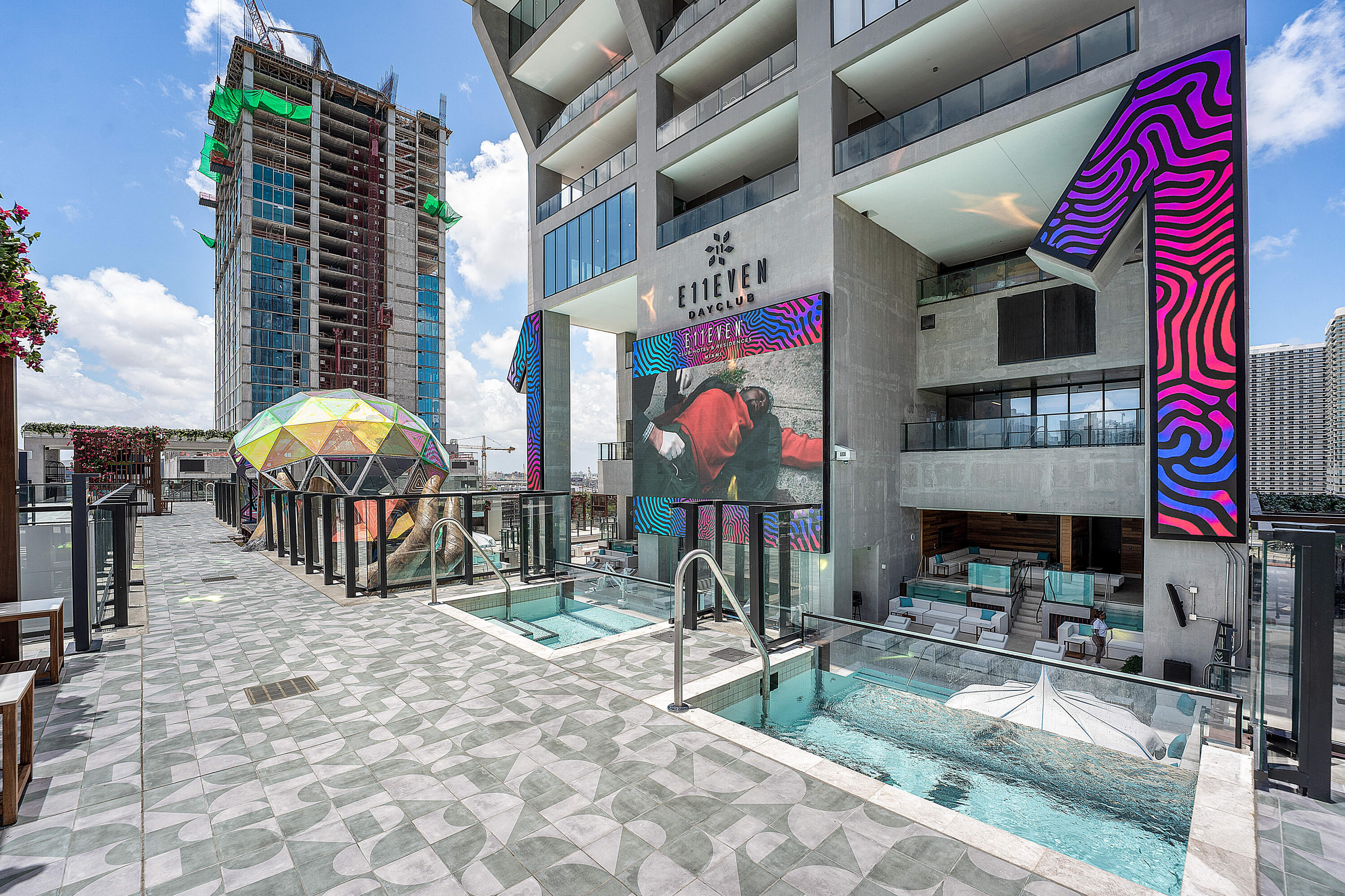 image E11EVEN Hotel & Residences27