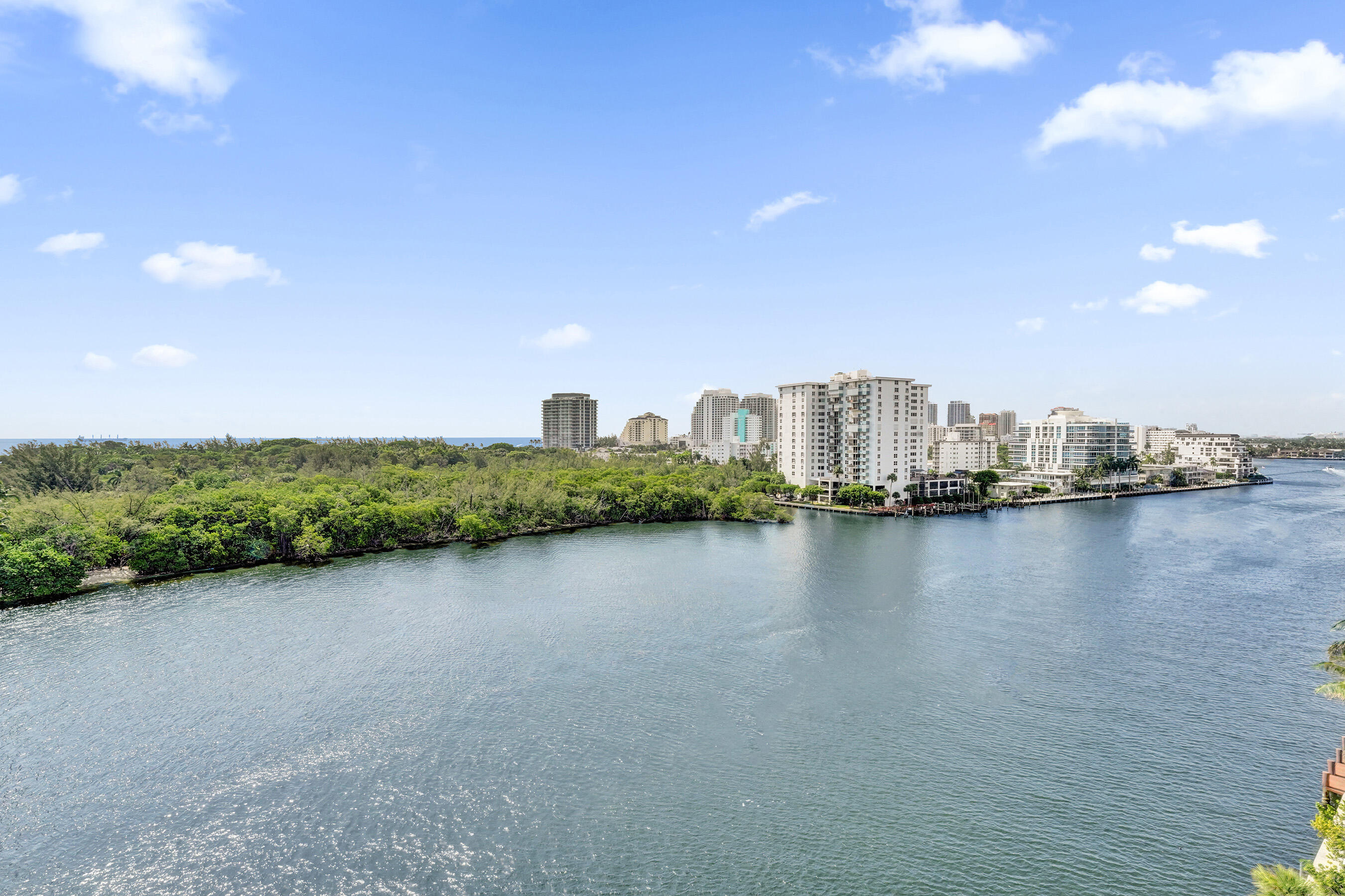 936 Intracoastal #10E