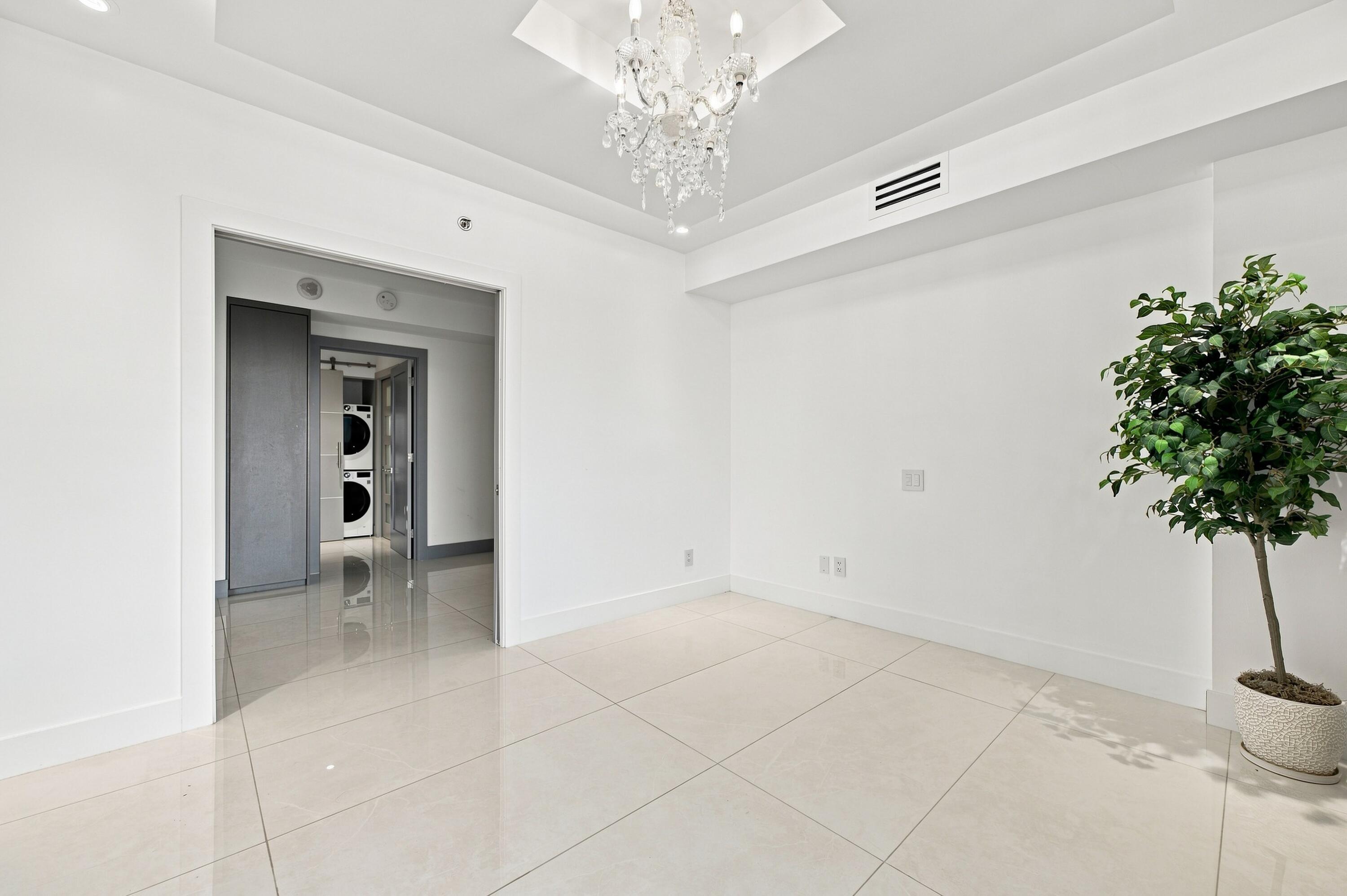 2000 Island #2905 Aventura, FL 33160