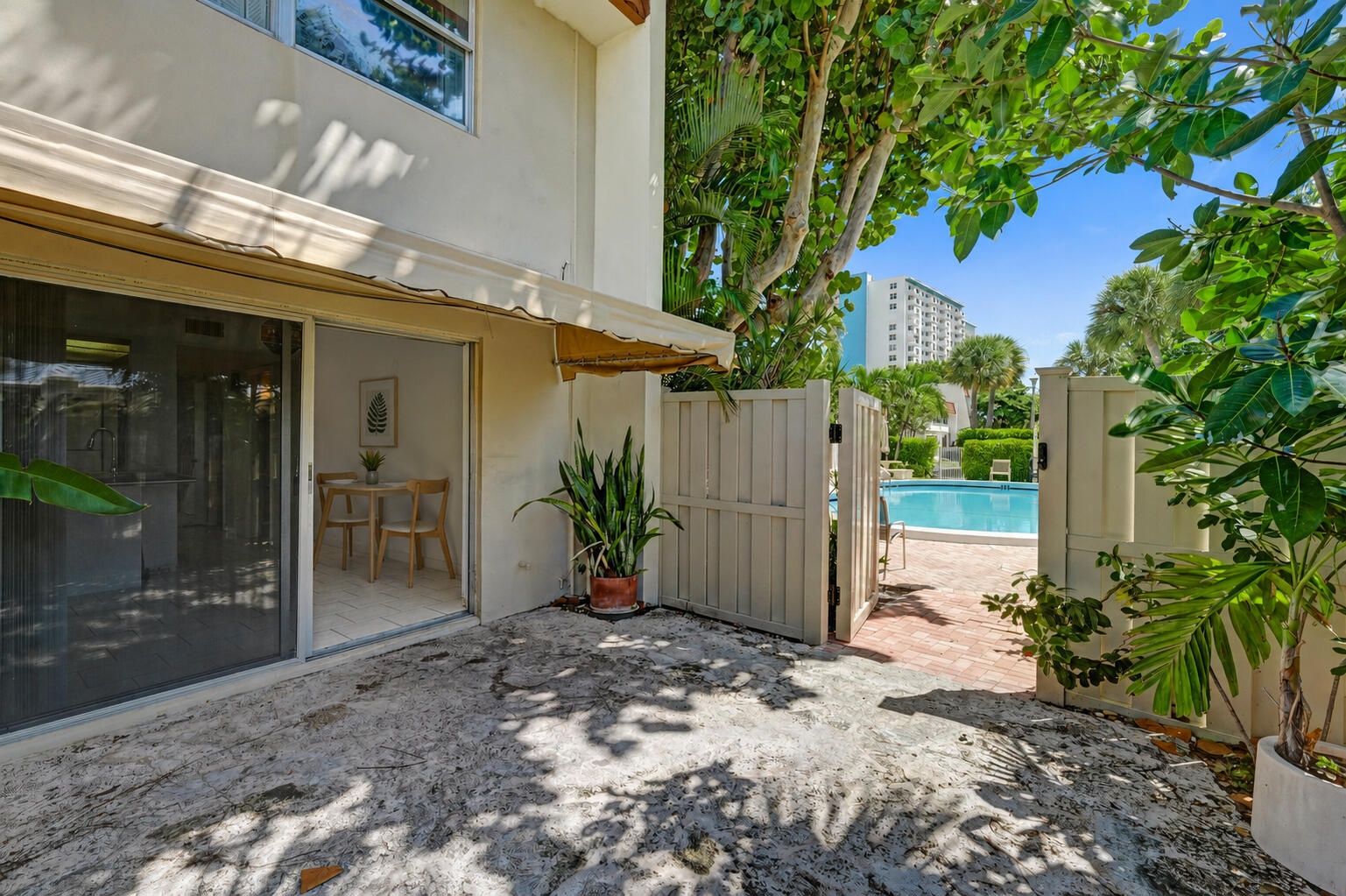 5555 N Ocean Blvd #17