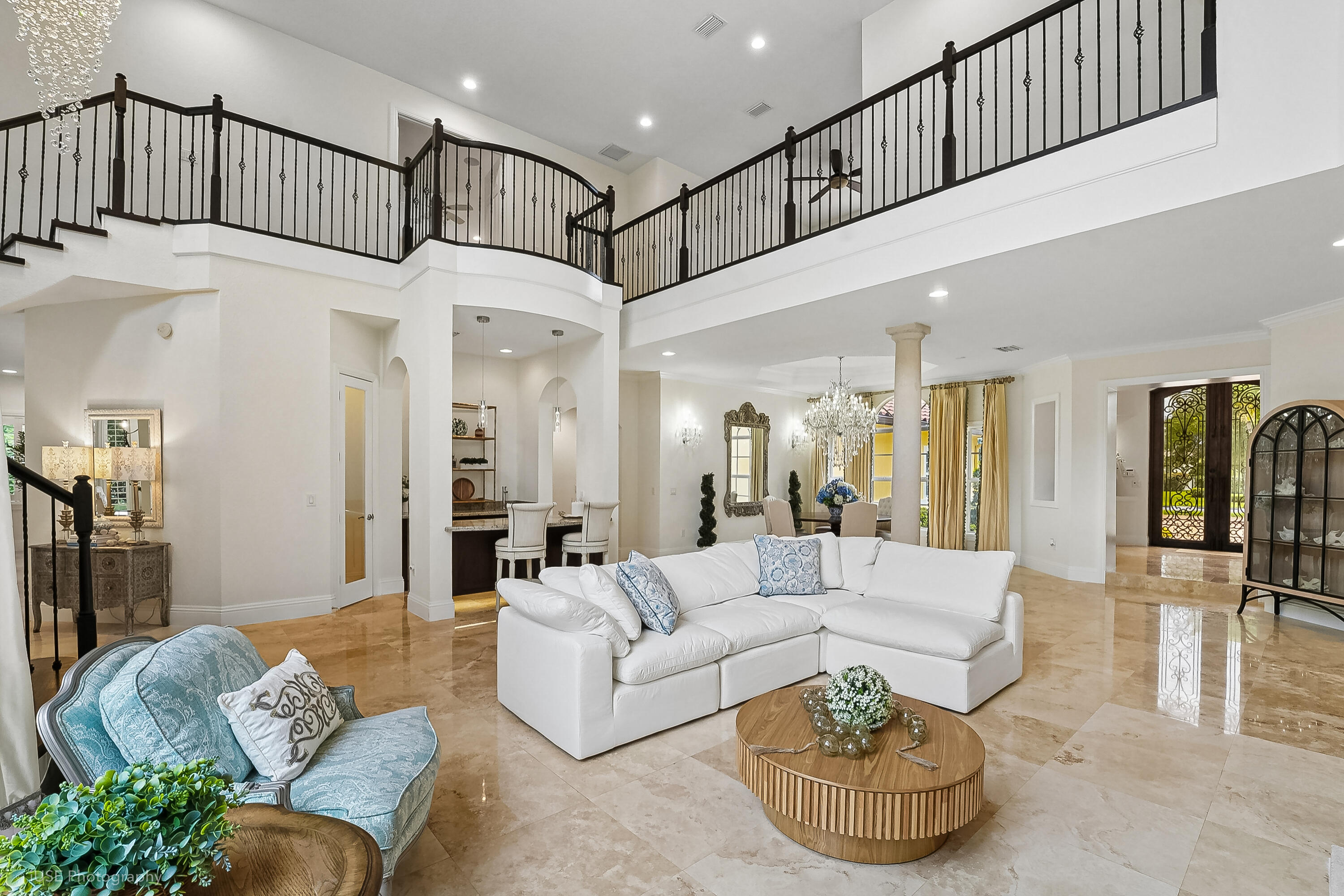 2825 Jockey Cir Davie, FL 33330