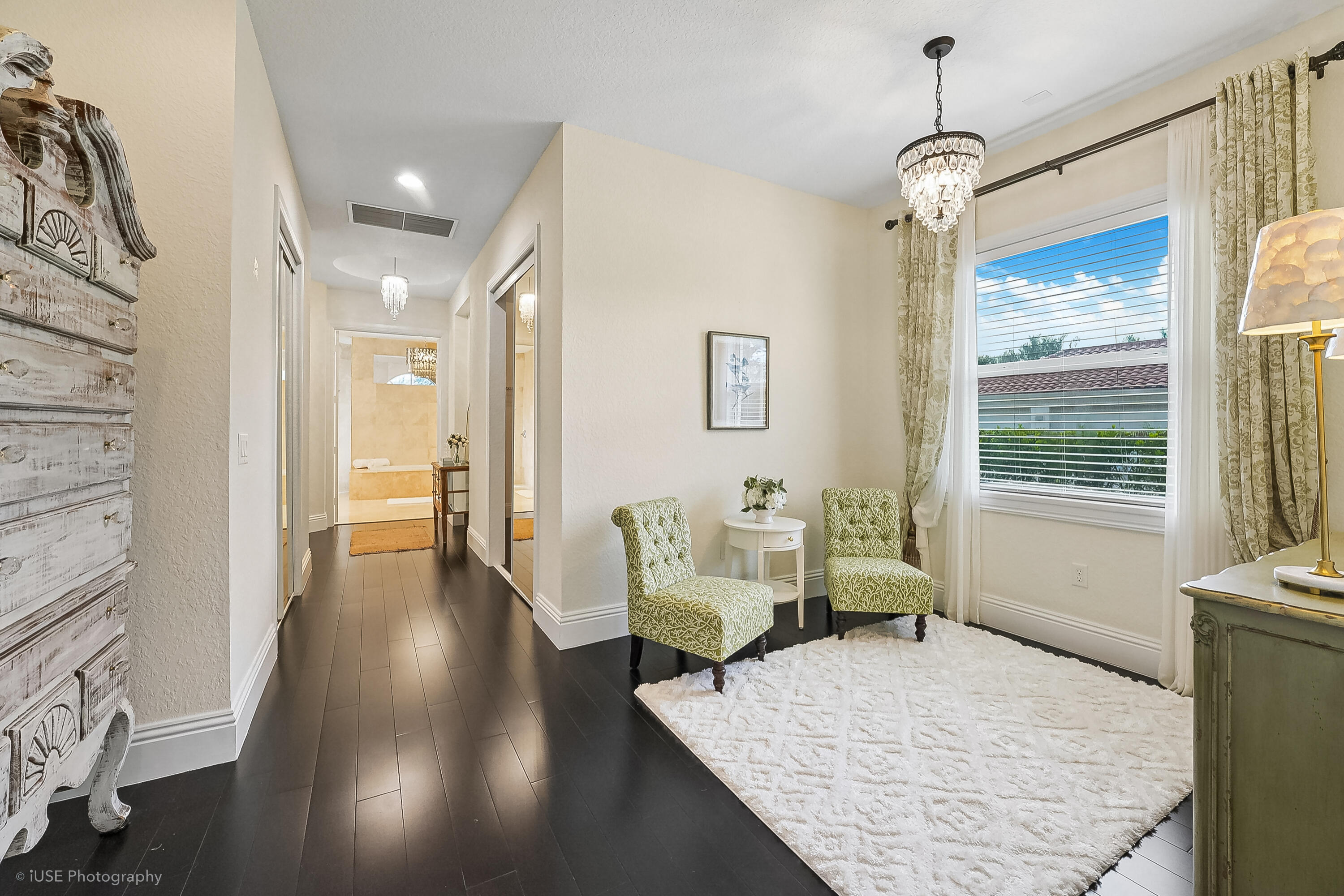2825 Jockey Cir Davie, FL 33330