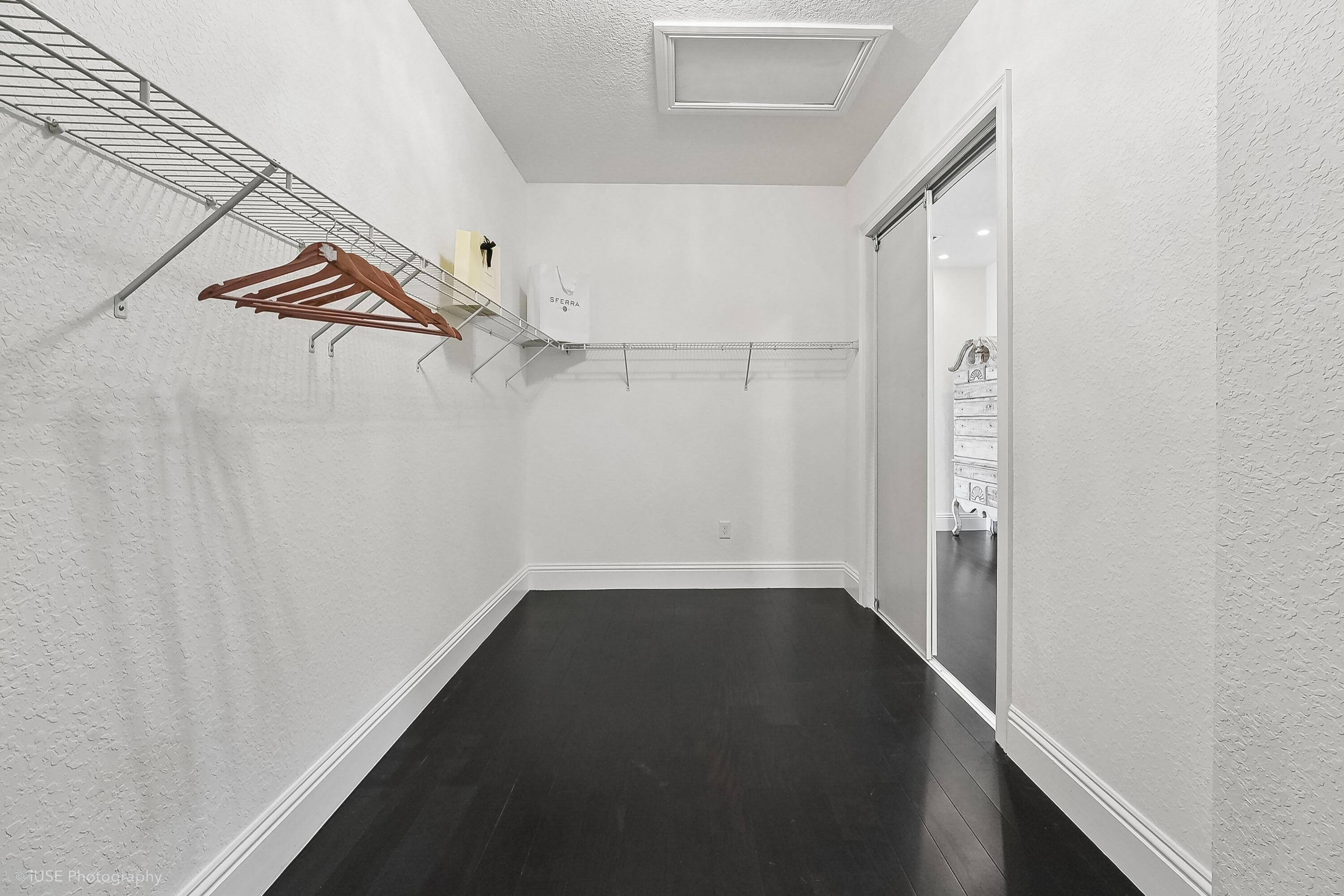 2825 Jockey Cir Davie, FL 33330