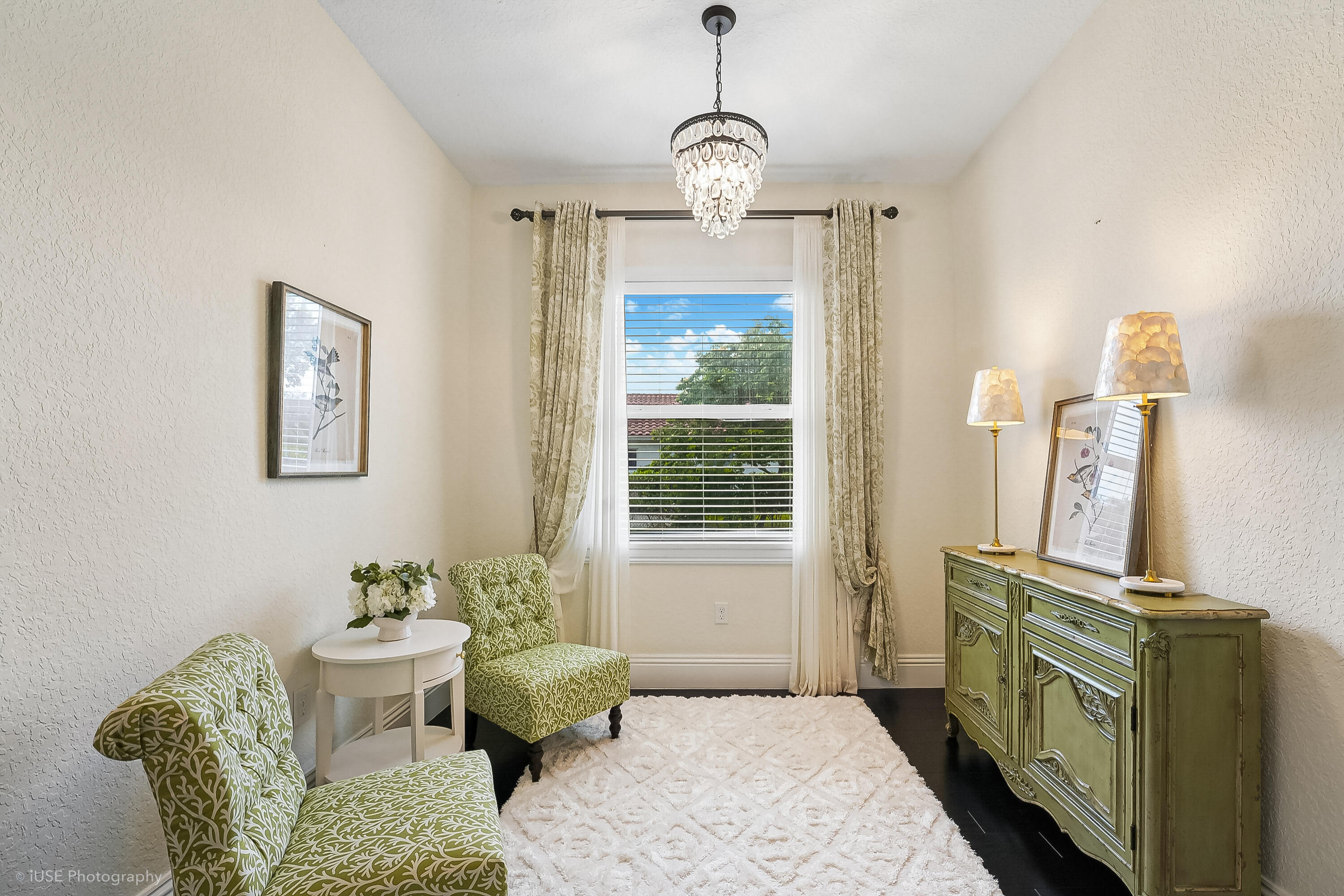 2825 Jockey Cir Davie, FL 33330