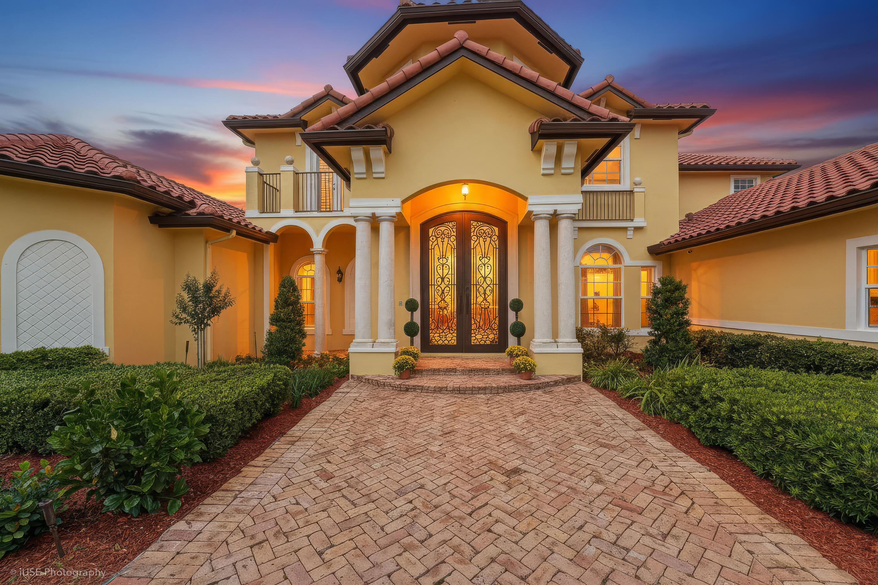 2825 Jockey Cir Davie, FL 33330