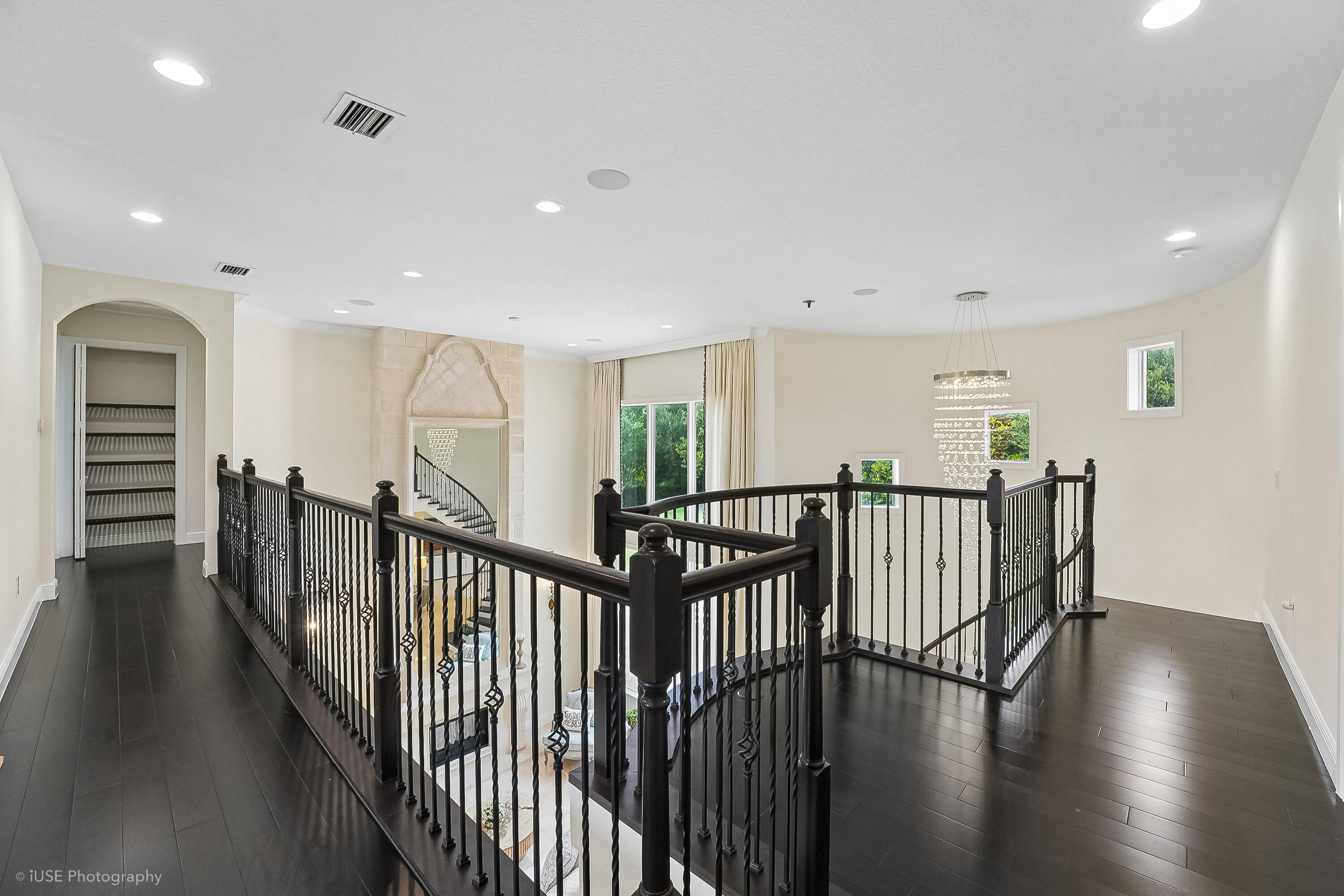 2825 Jockey Cir Davie, FL 33330