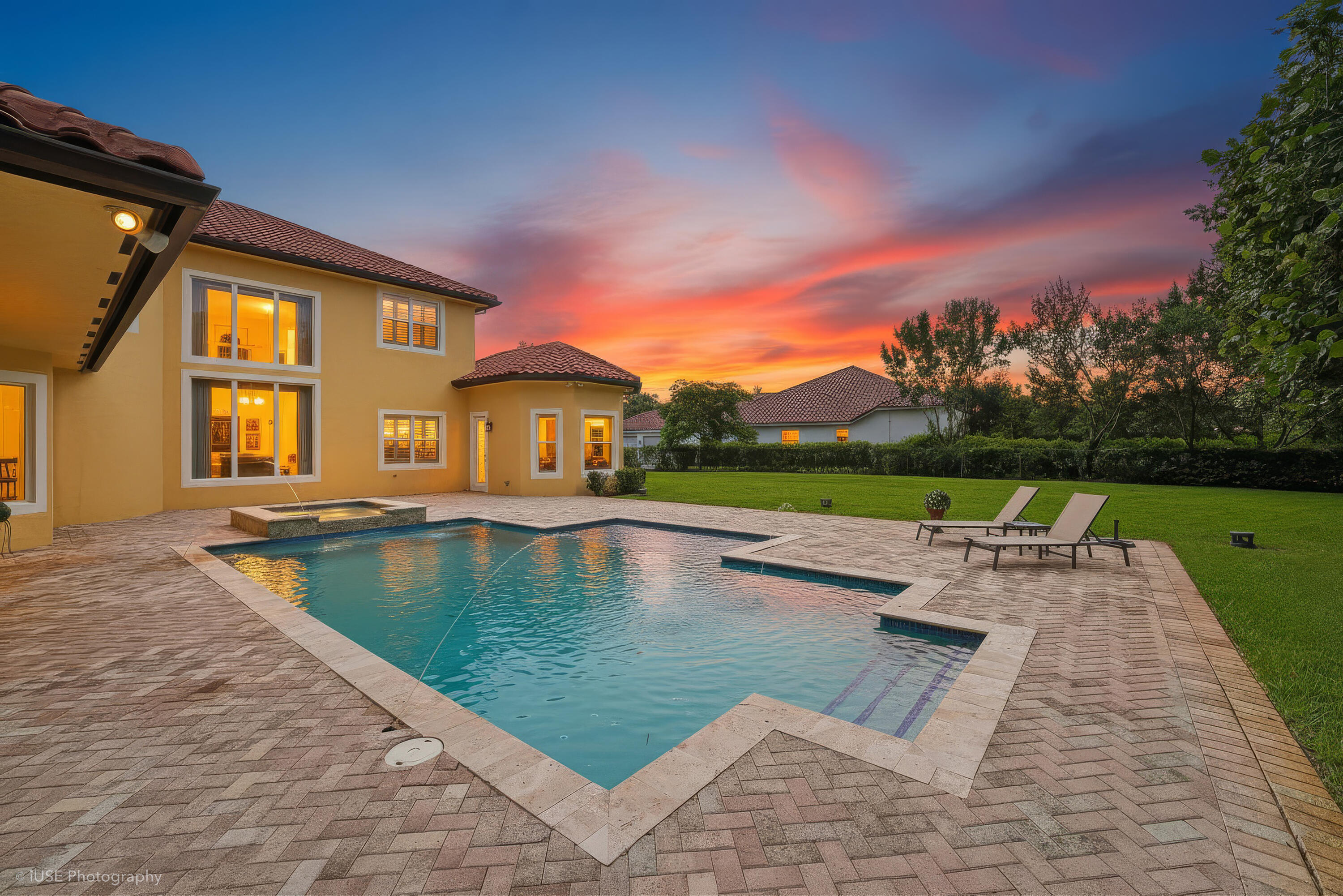 2825 Jockey Cir Davie, FL 33330