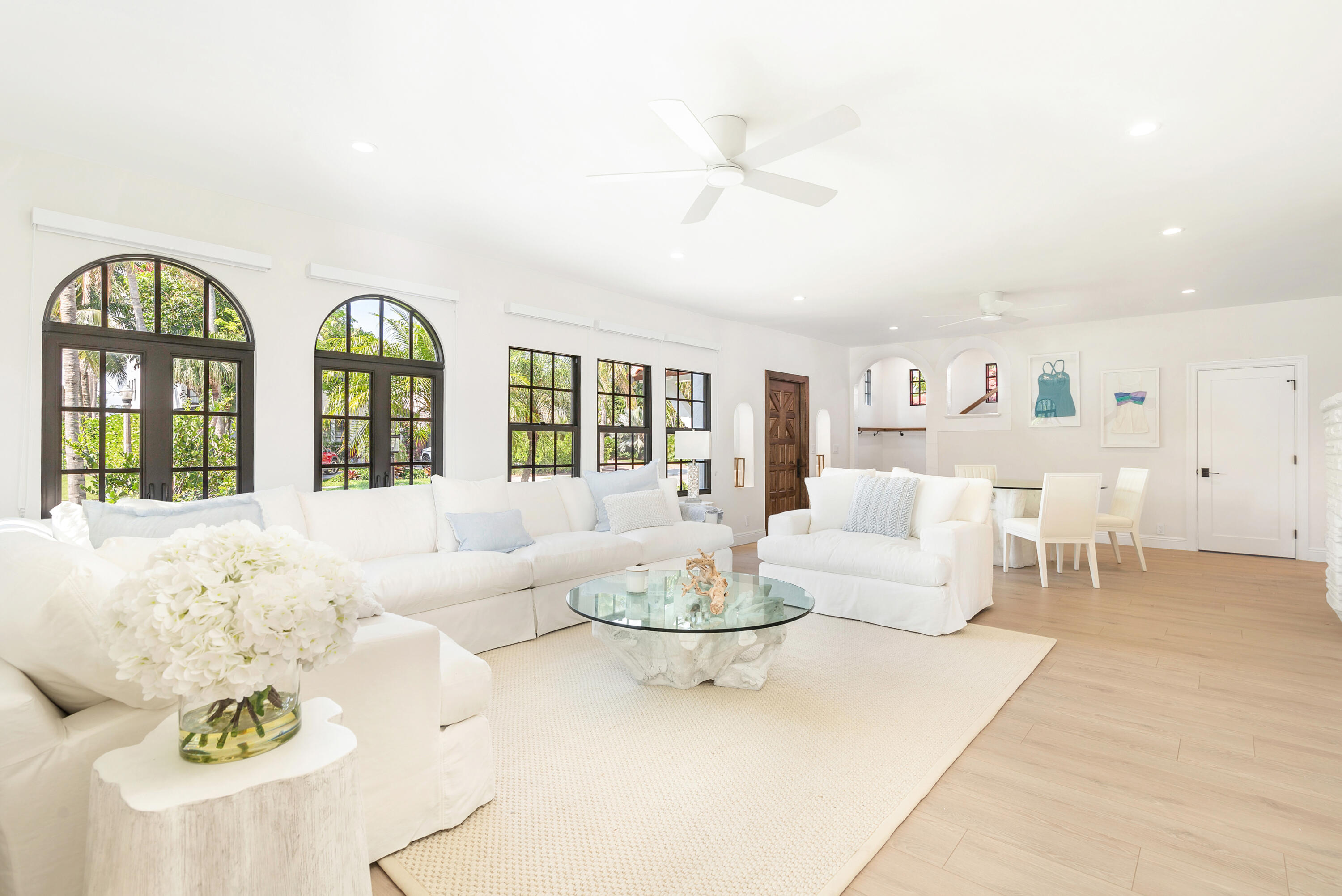 237/225 Monroe Dr West Palm Beach, FL 33405