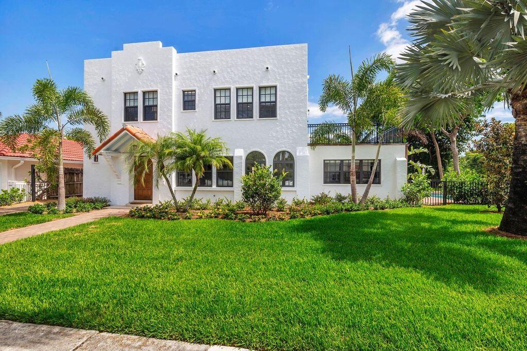 237/225 Monroe Dr West Palm Beach, FL 33405