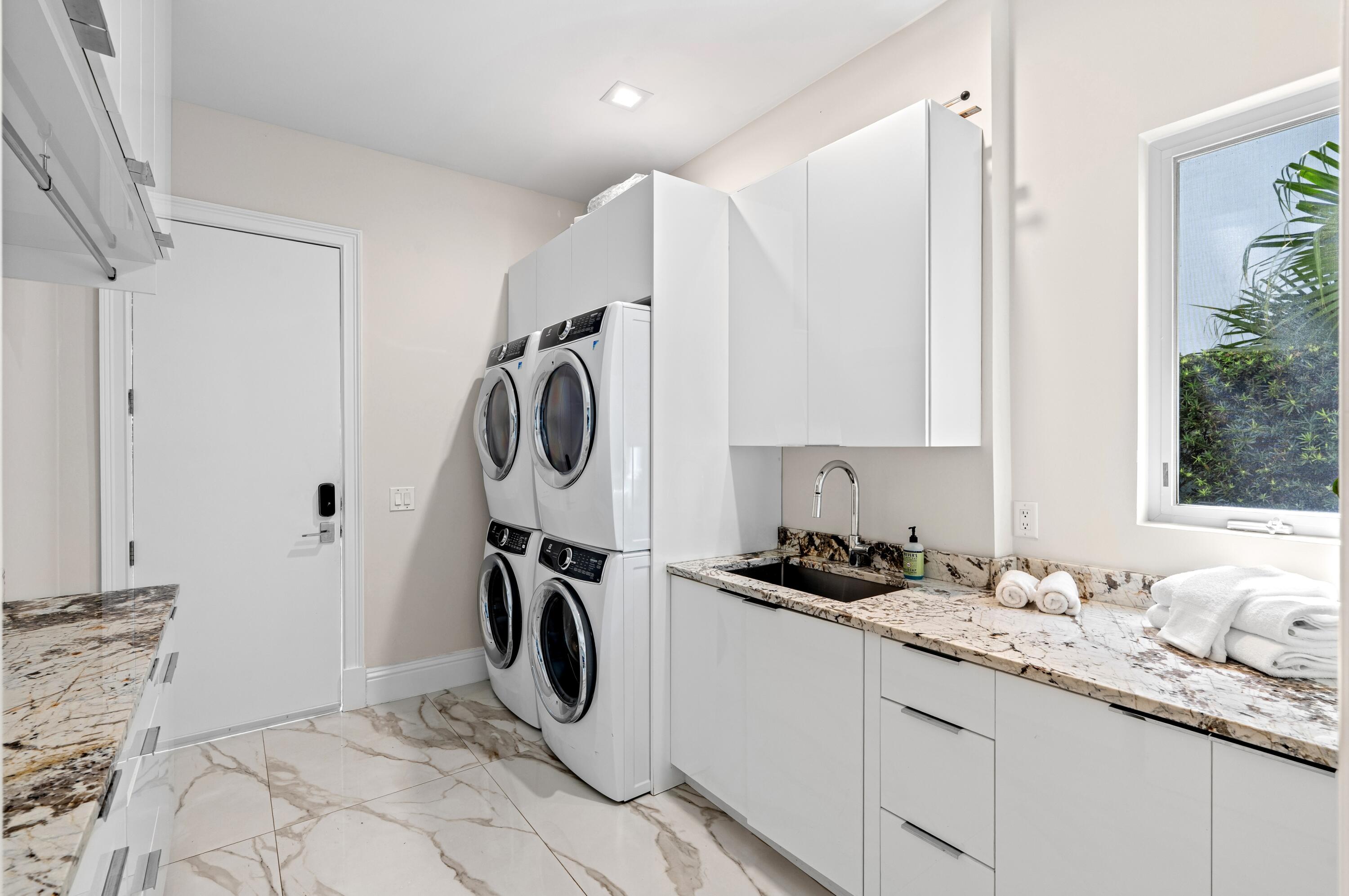 2307 N Riverside Dr Pompano Beach, FL 33062