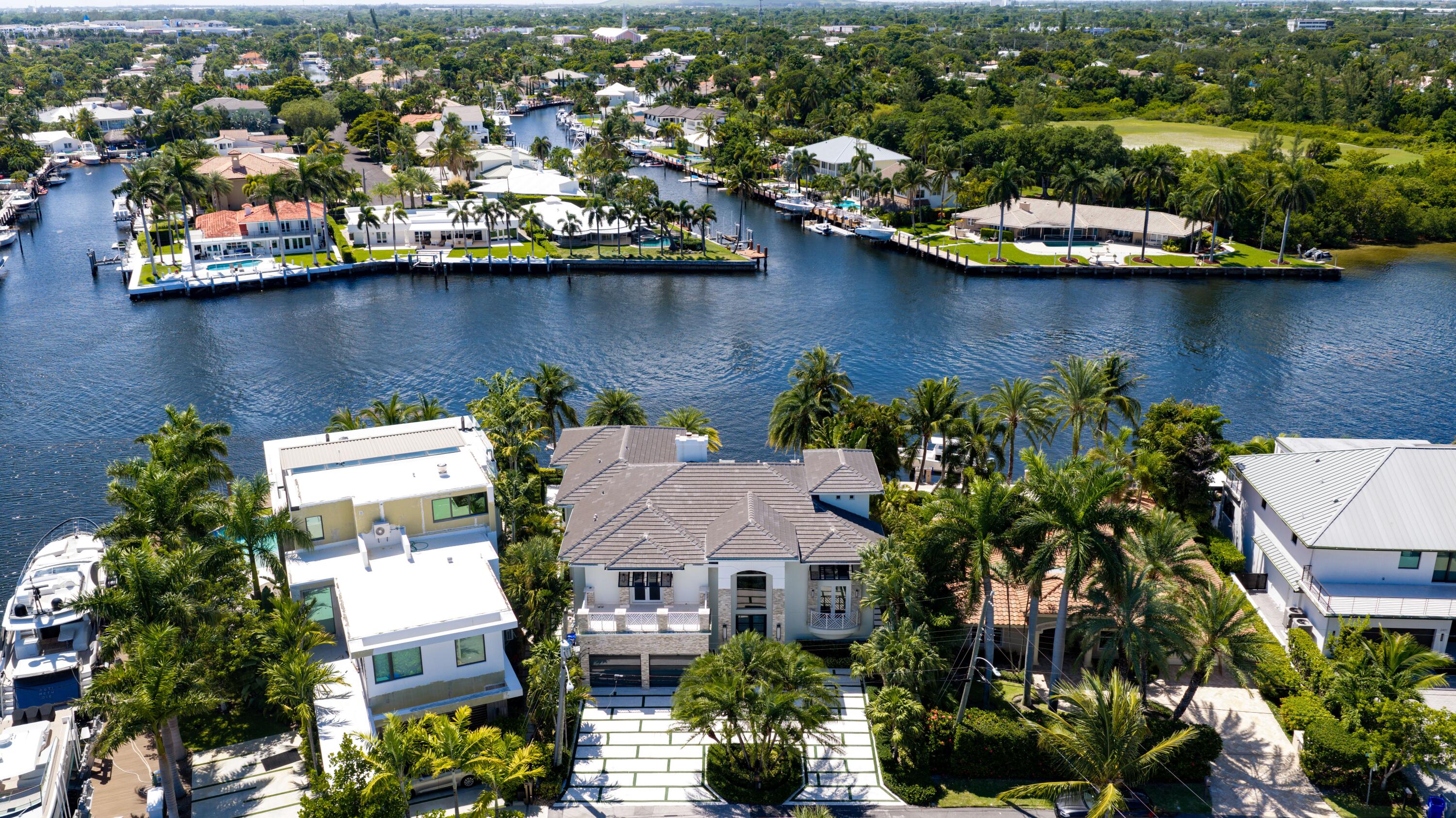 2307 N Riverside Dr Pompano Beach, FL 33062