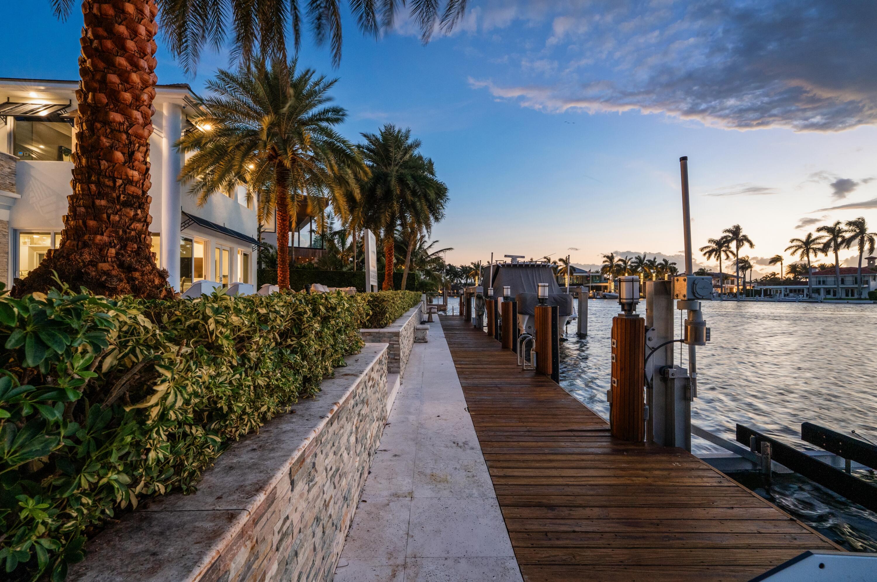 2307 N Riverside Dr Pompano Beach, FL 33062