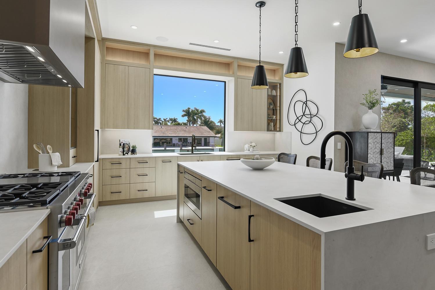 2856 NE 26th St Fort Lauderdale, FL 33305