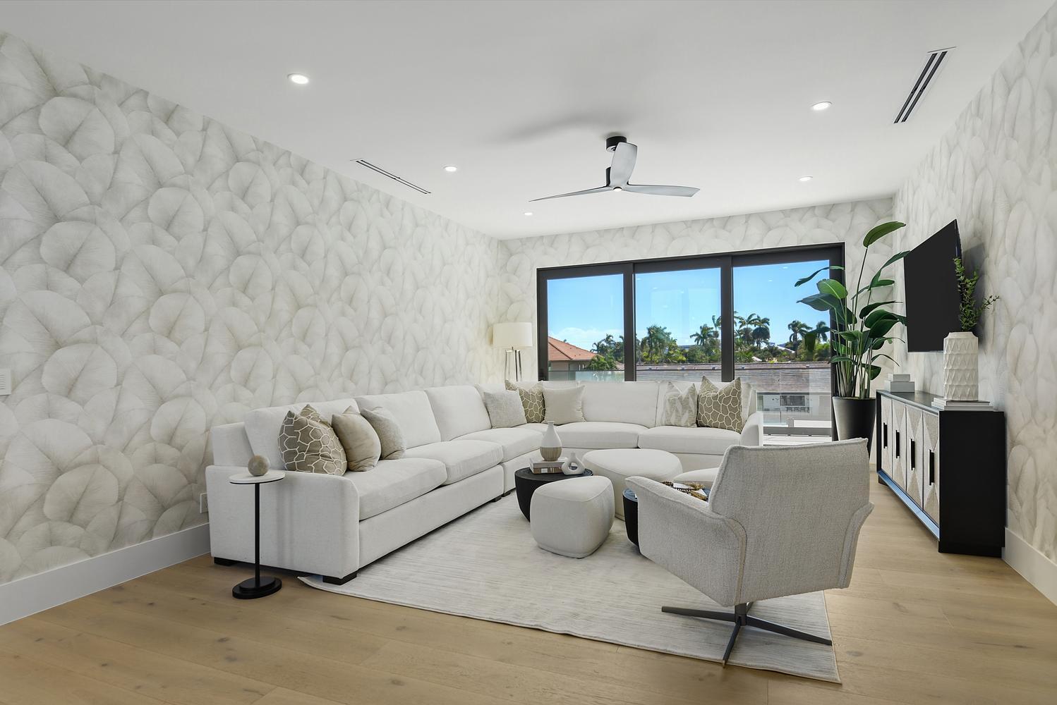 2856 NE 26th St Fort Lauderdale, FL 33305