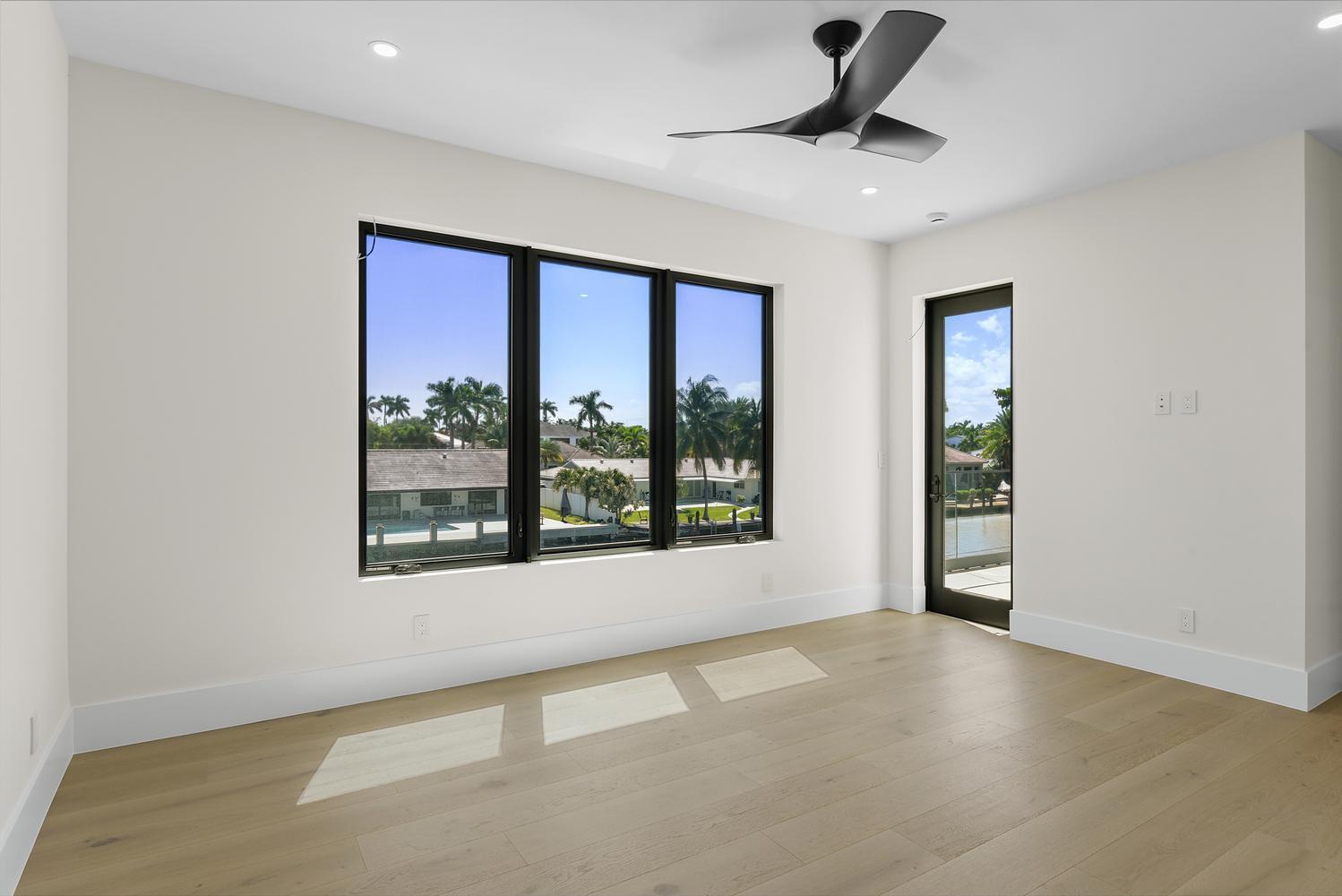 2856 NE 26th St Fort Lauderdale, FL 33305