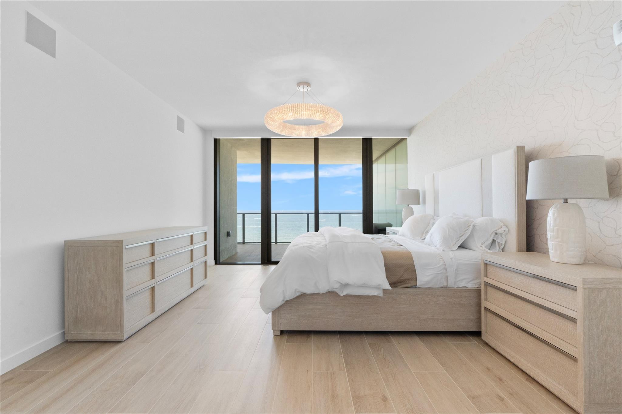 1116 N Ocean #904 Pompano Beach, FL 33062