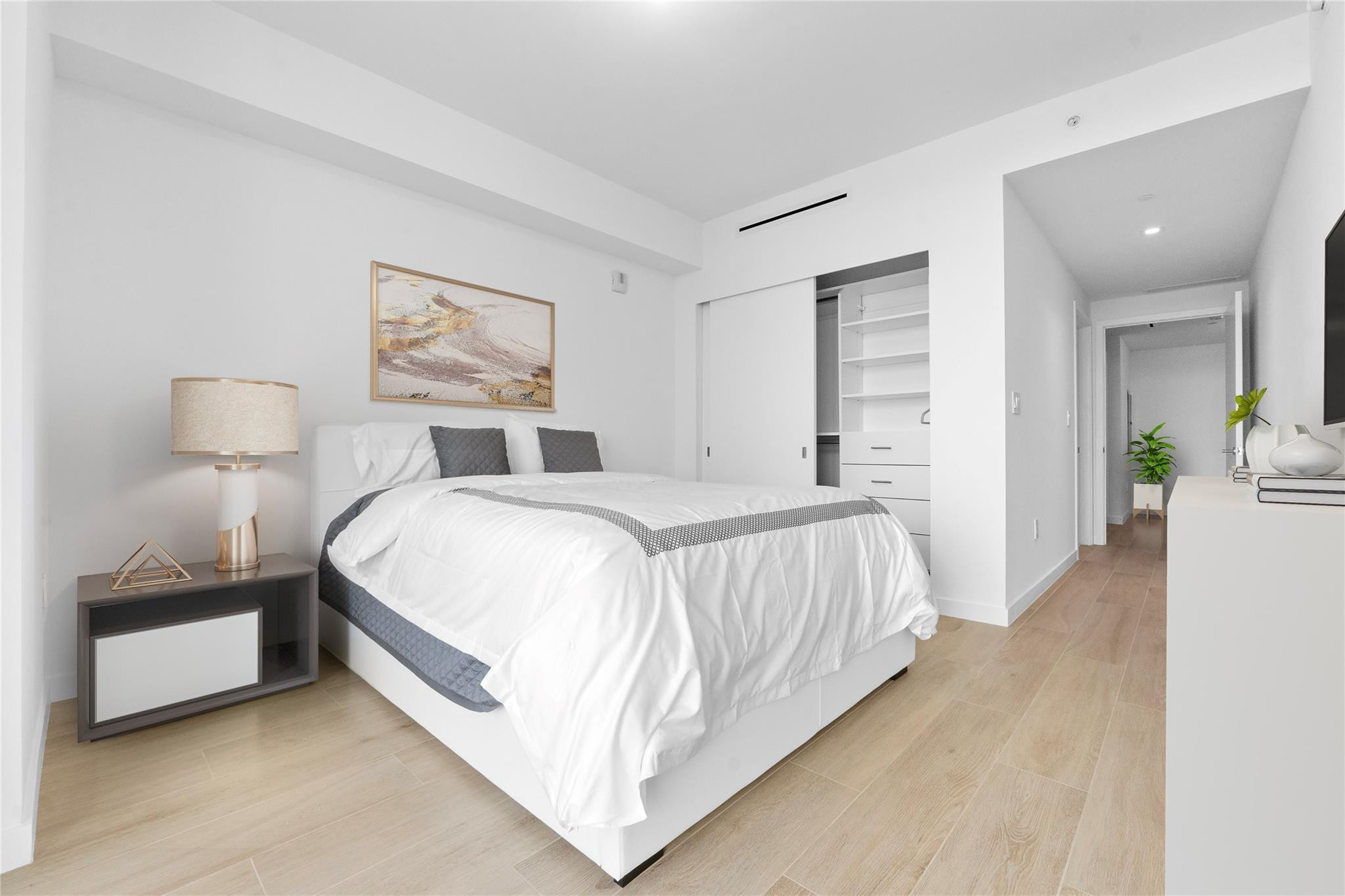 1116 N Ocean #904 Pompano Beach, FL 33062