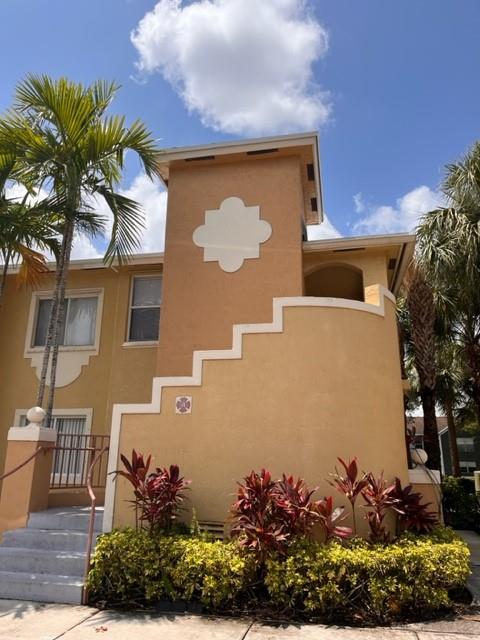 7850 NW 6th St #206