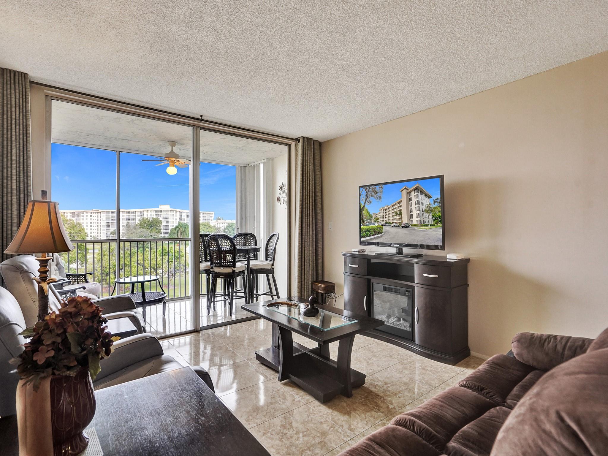 2901 S Palm Aire Dr #507,Pompano Beach, FL 33069