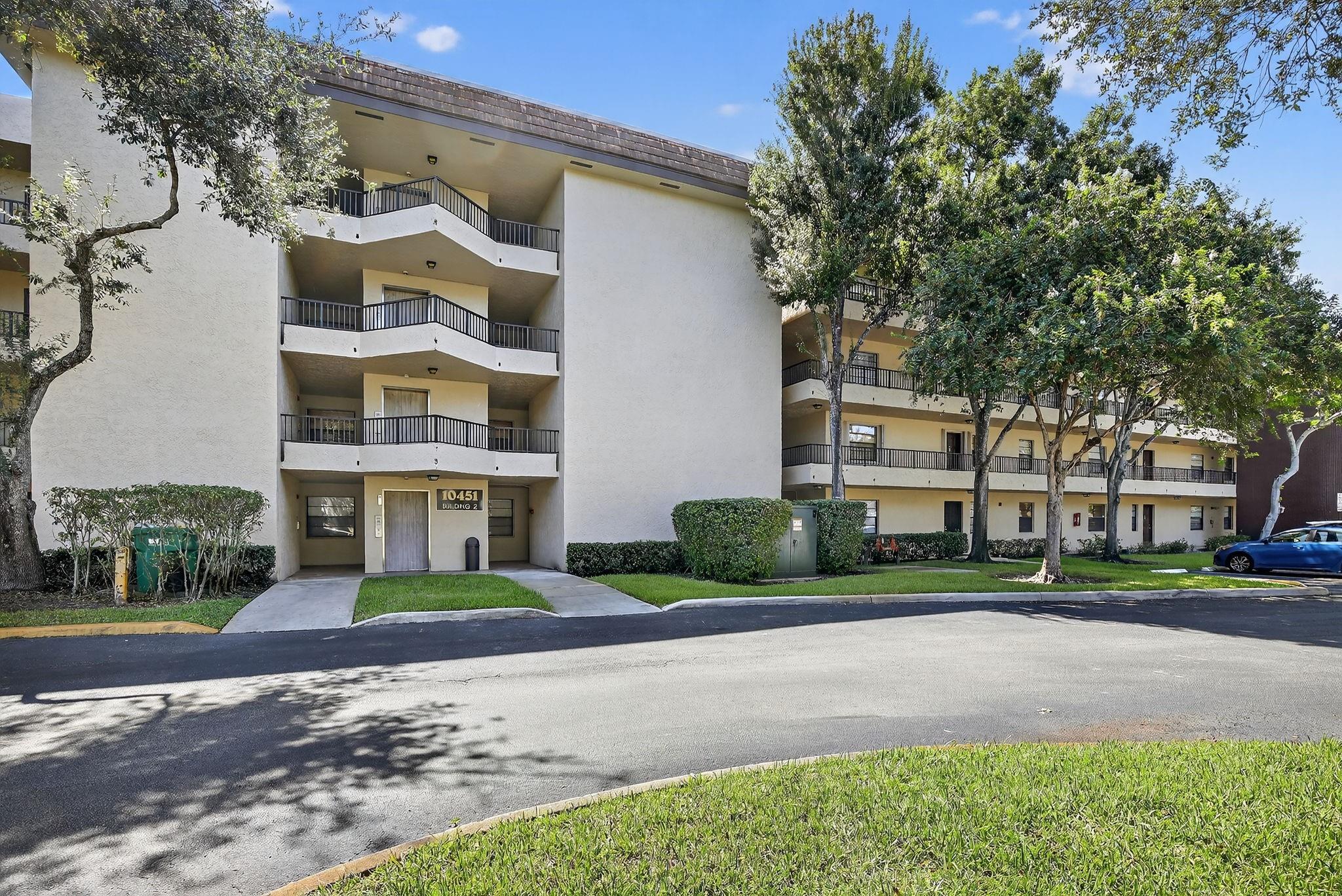 10451 W Broward Blvd #108