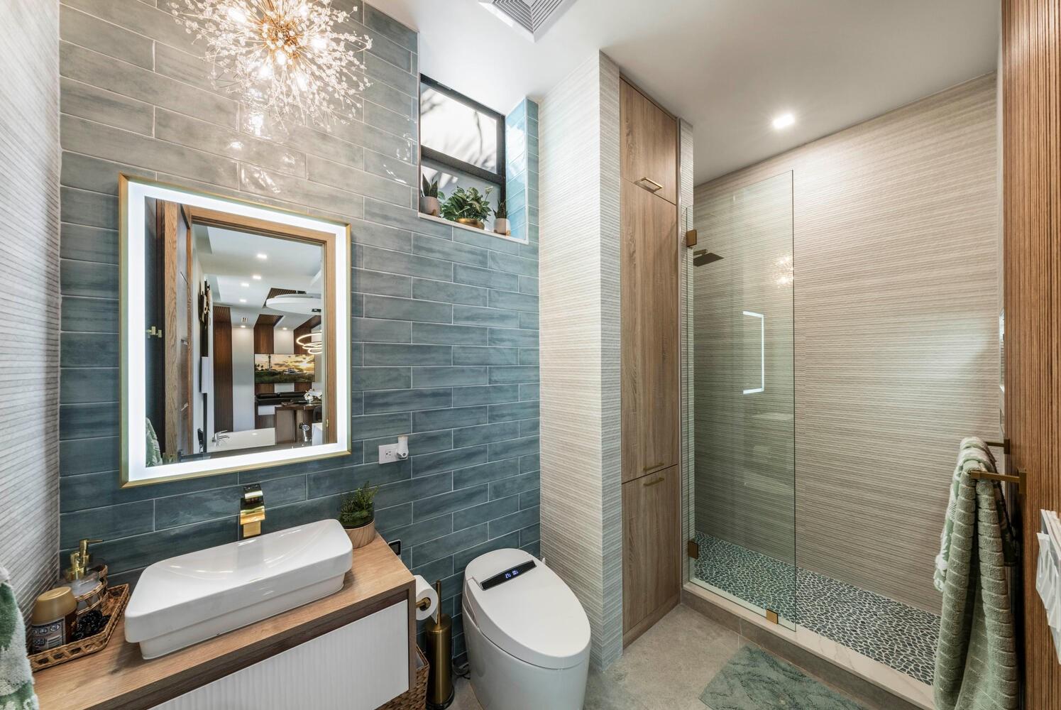 2581 NE 50th St Lighthouse Point, FL 33064