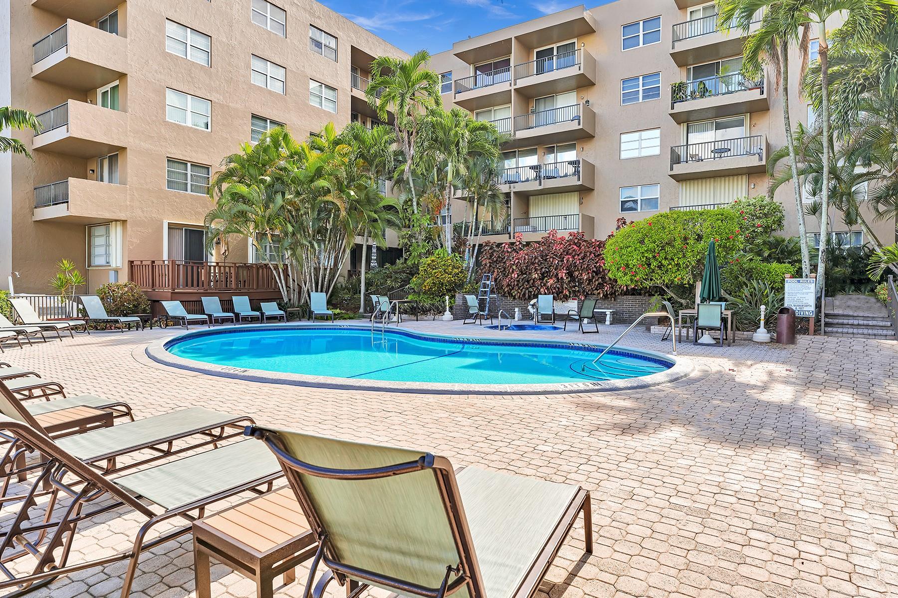 1421 S Ocean Blvd #506