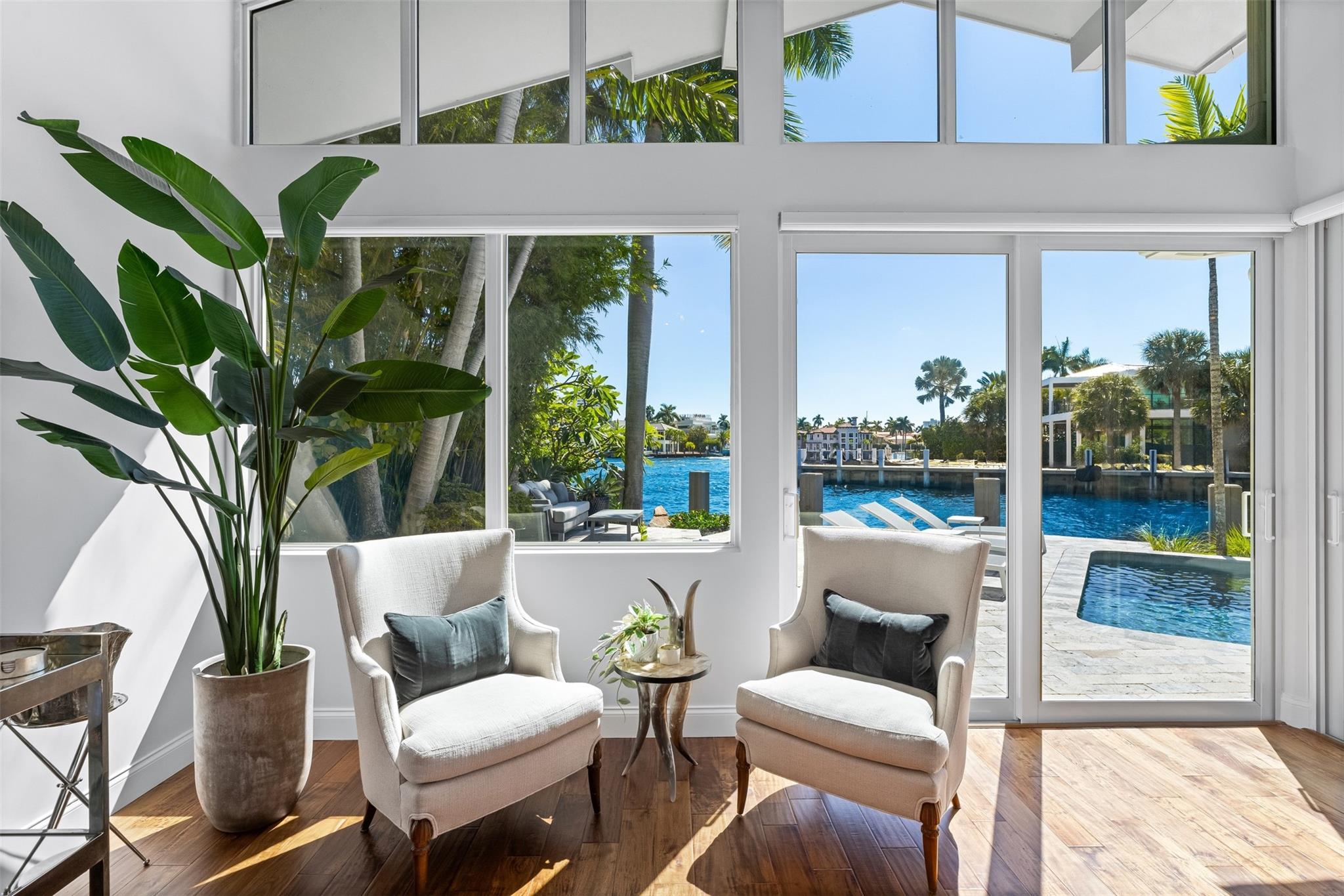 2880 NE 24th Pl Fort Lauderdale, FL 33305