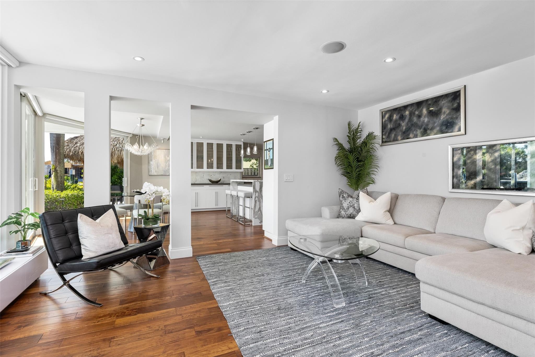 2880 NE 24th Pl Fort Lauderdale, FL 33305