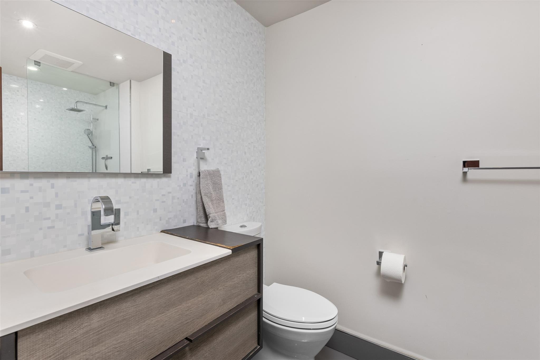 2880 NE 24th Pl Fort Lauderdale, FL 33305