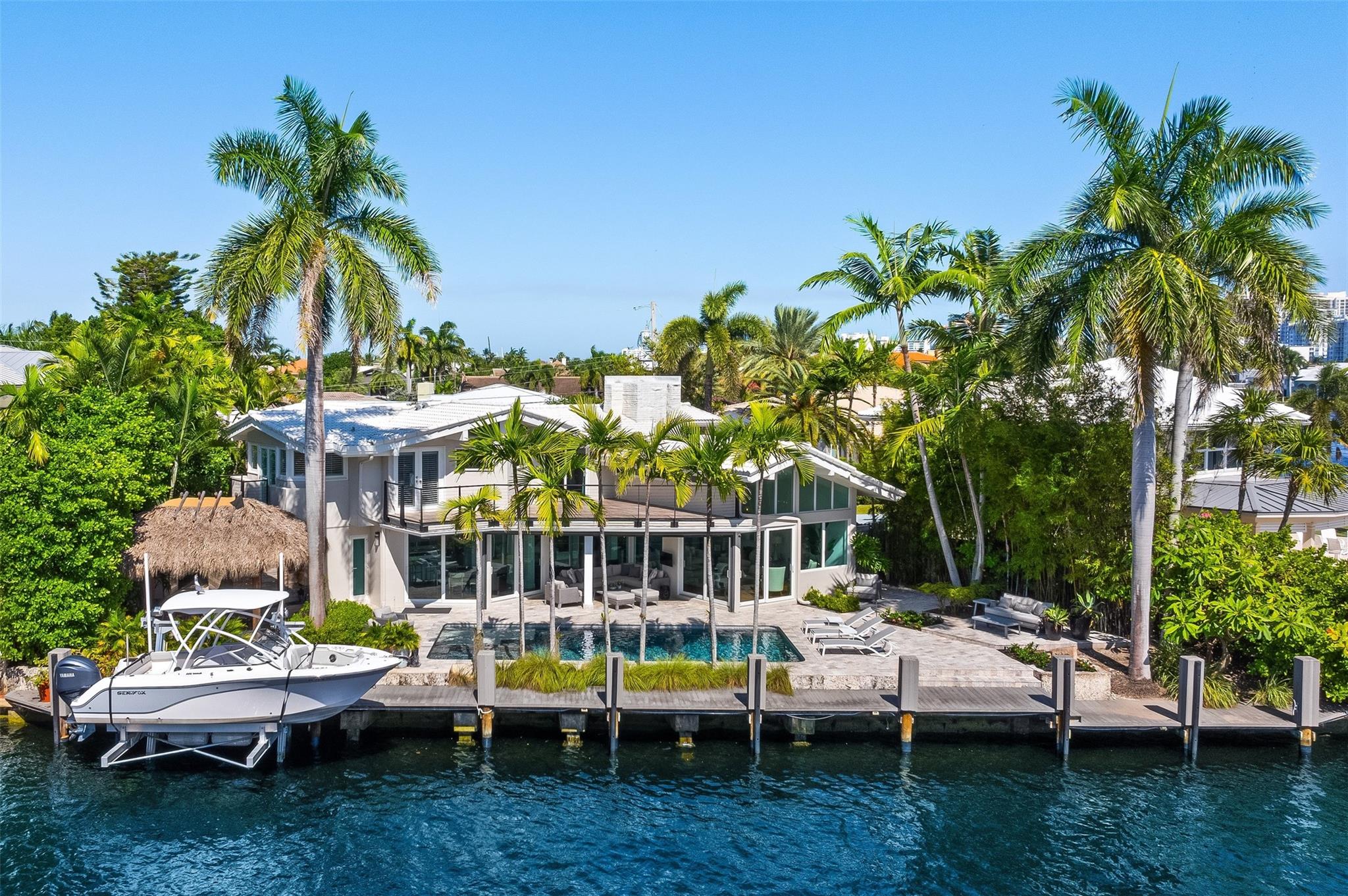 2880 NE 24th Pl Fort Lauderdale, FL 33305