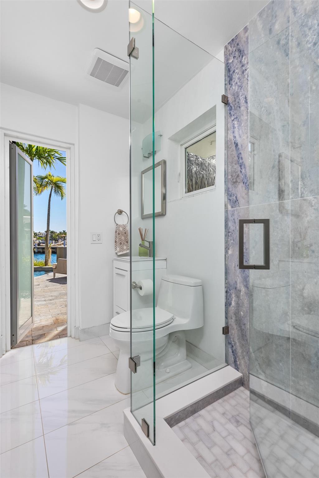 2880 NE 24th Pl Fort Lauderdale, FL 33305