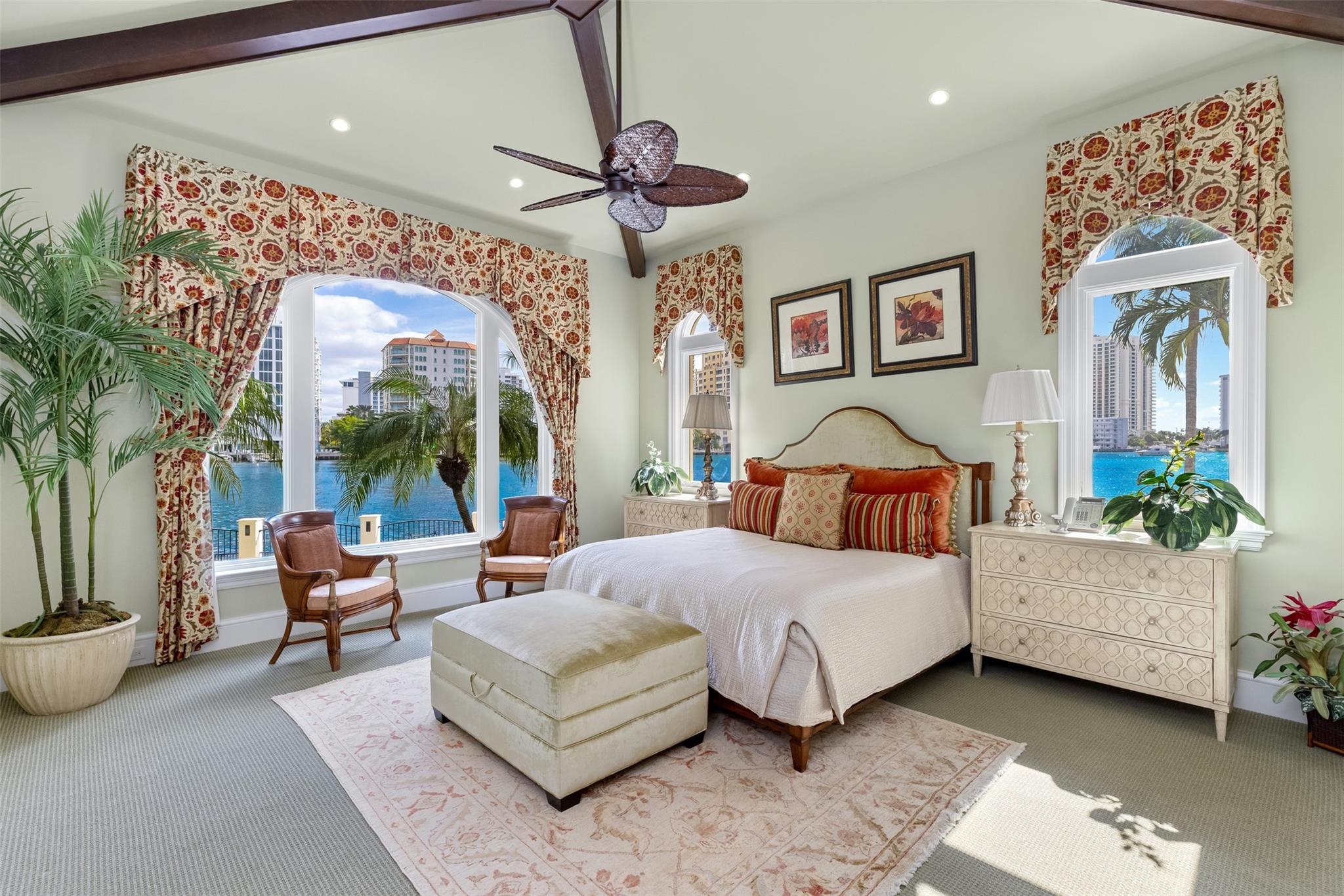 2716 Aqua Vis Blvd Fort Lauderdale, FL 33301