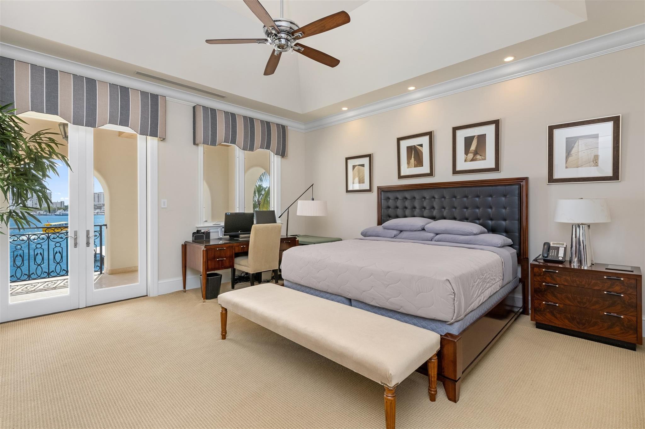 2716 Aqua Vis Blvd Fort Lauderdale, FL 33301