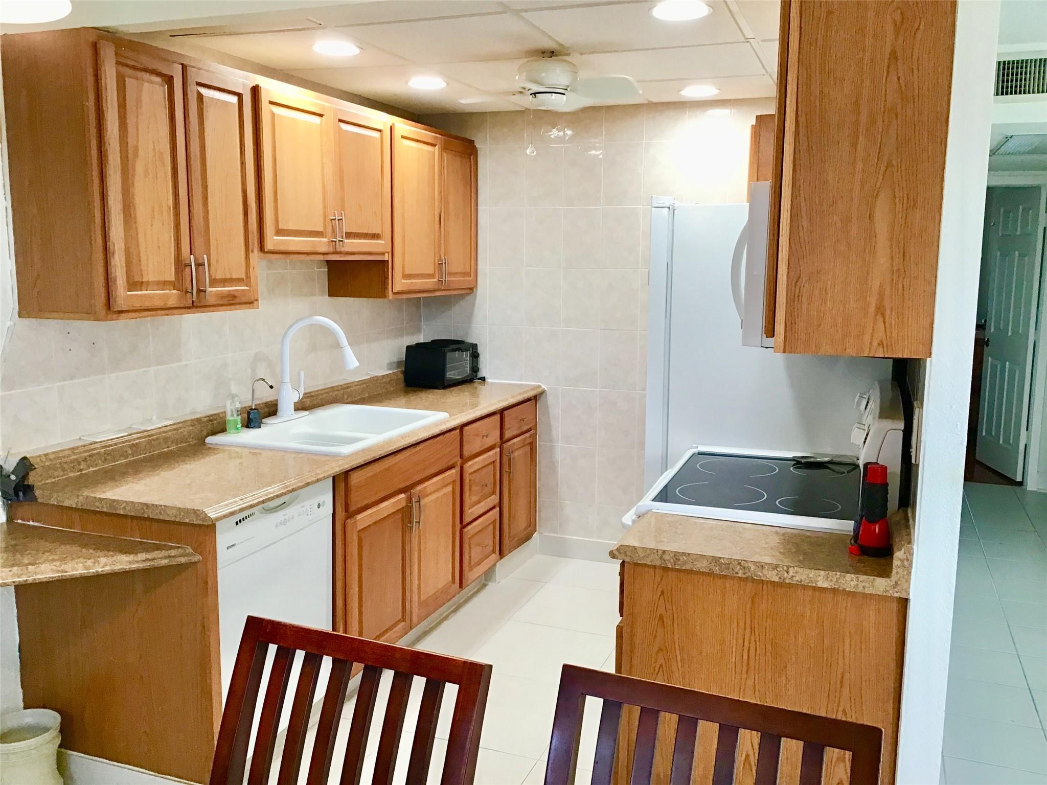 2038 Exeter C #2038 Boca Raton, FL 33434