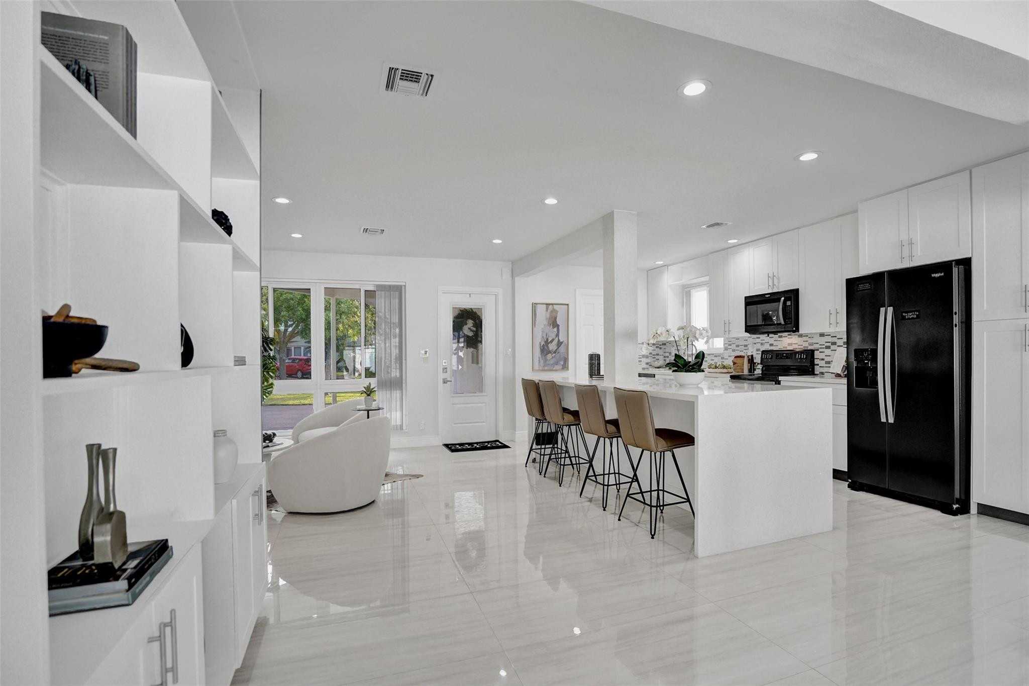 2129 NE 62nd Fort Lauderdale, FL 33308