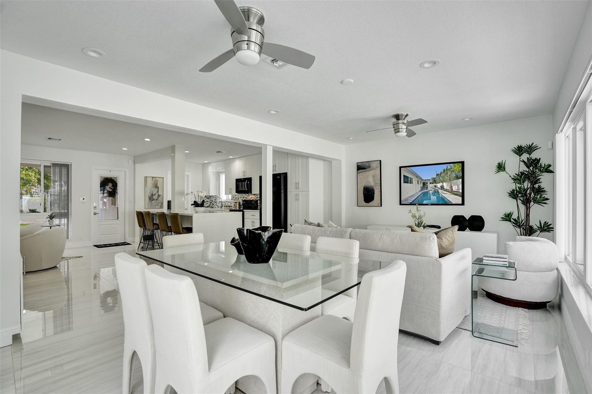 2129 NE 62nd Fort Lauderdale, FL 33308