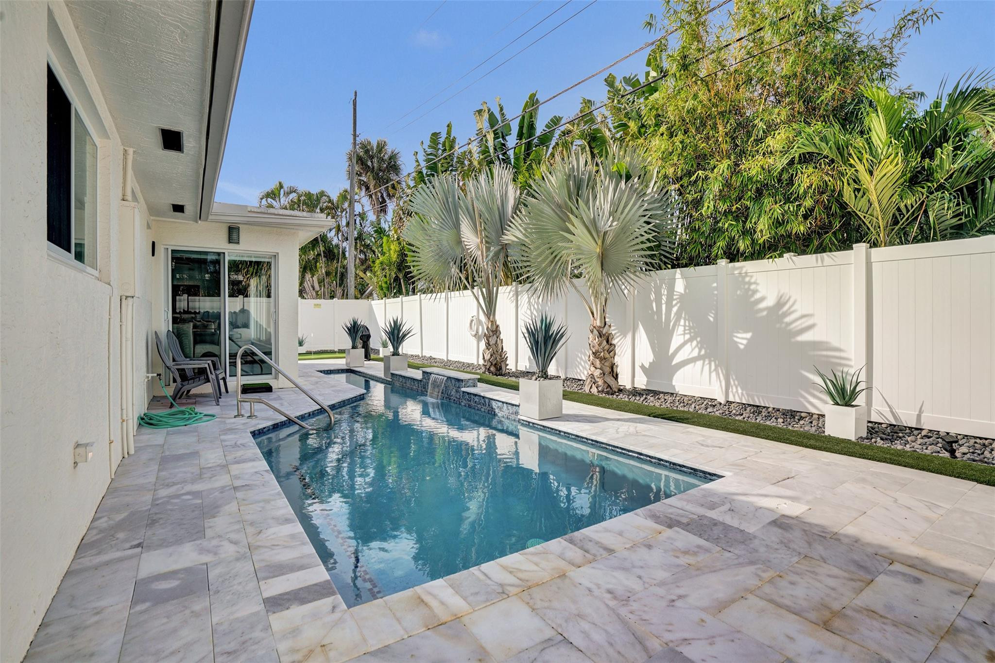 2129 NE 62nd Fort Lauderdale, FL 33308