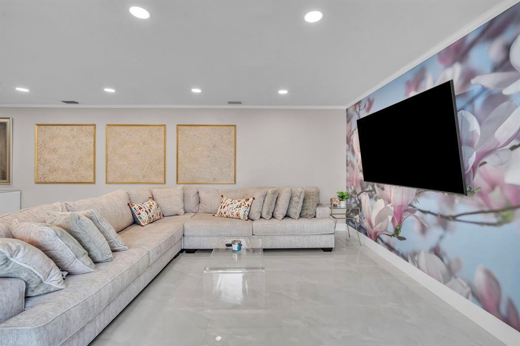 3571 Magellan Cir #343-4 Aventura, FL 33180