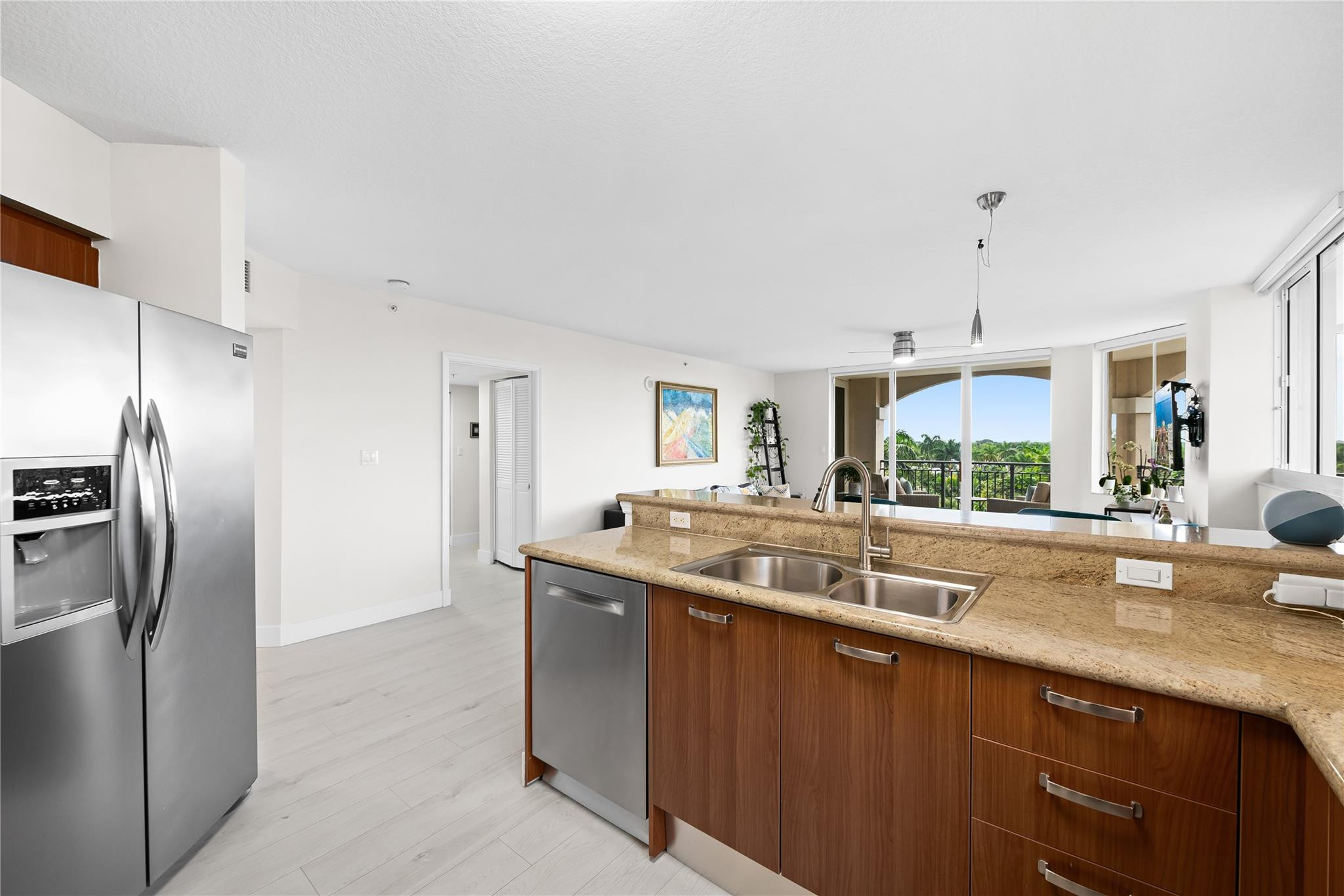 2011 N Ocean #504 Fort Lauderdale, FL 33305