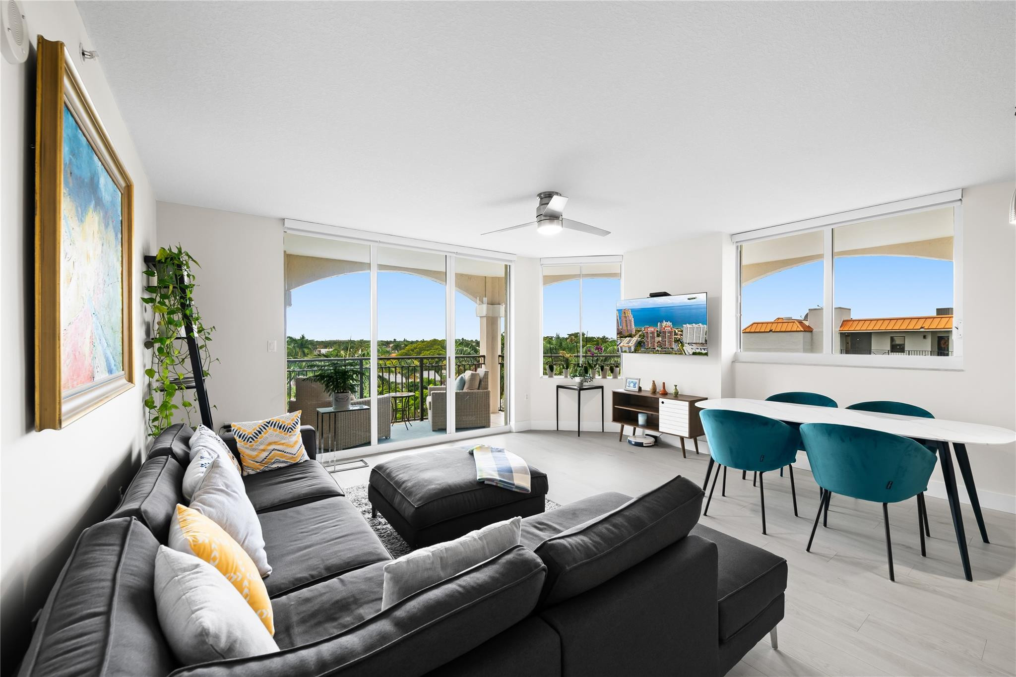 2011 N Ocean #504 Fort Lauderdale, FL 33305