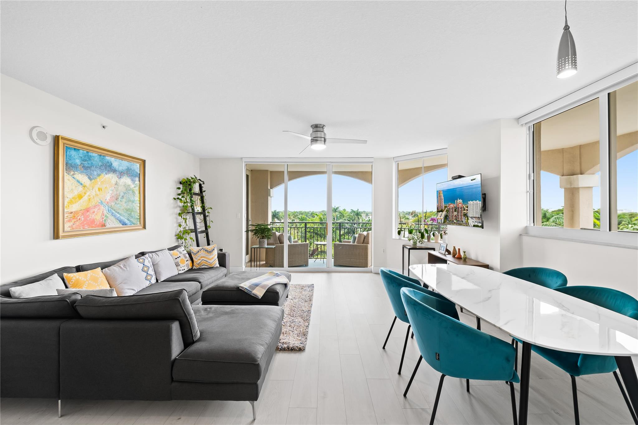 2011 N Ocean #504 Fort Lauderdale, FL 33305