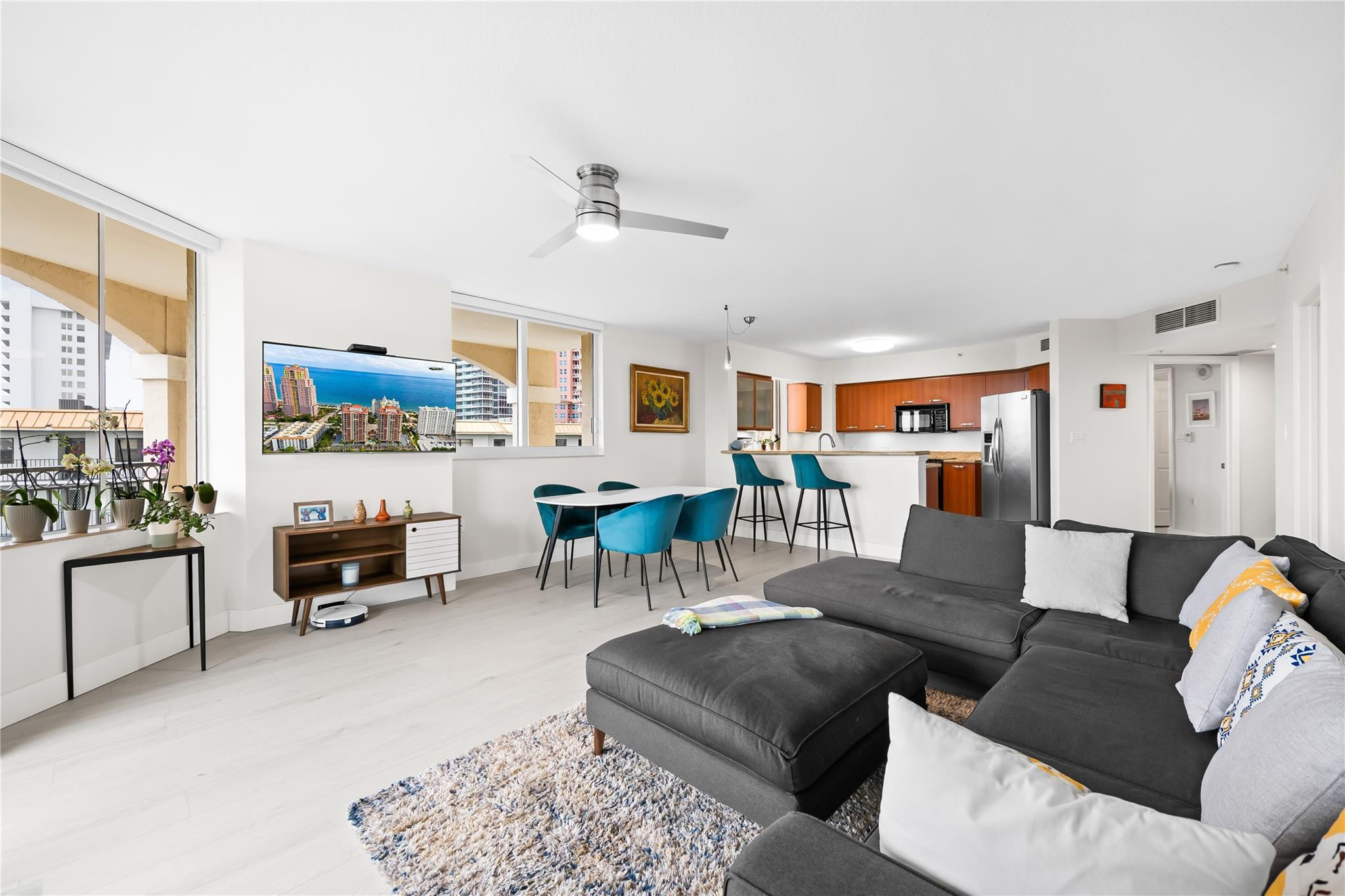 2011 N Ocean #504 Fort Lauderdale, FL 33305