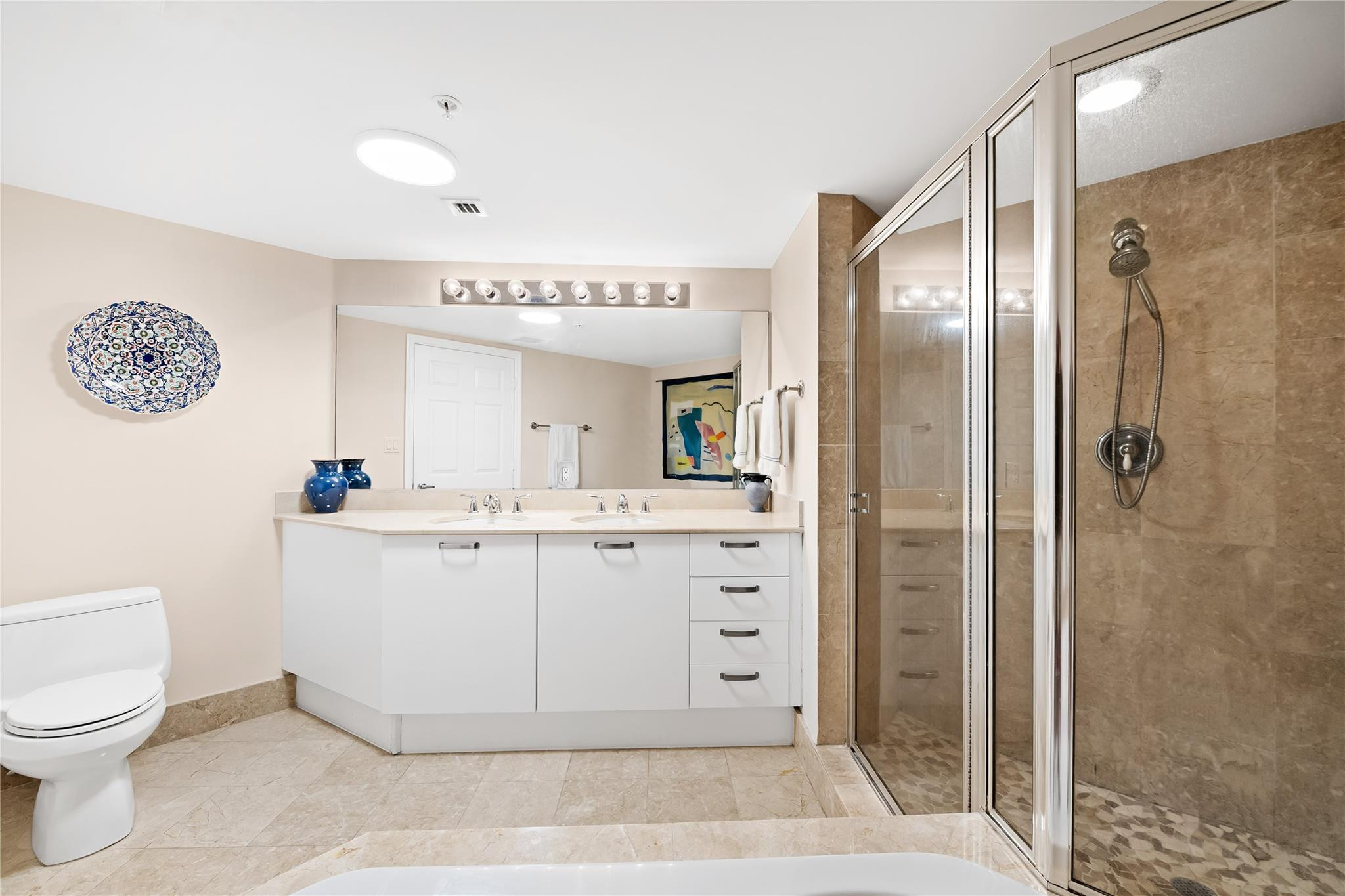 2011 N Ocean #504 Fort Lauderdale, FL 33305