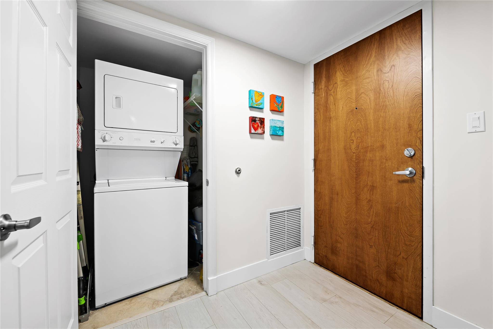 2011 N Ocean #504 Fort Lauderdale, FL 33305