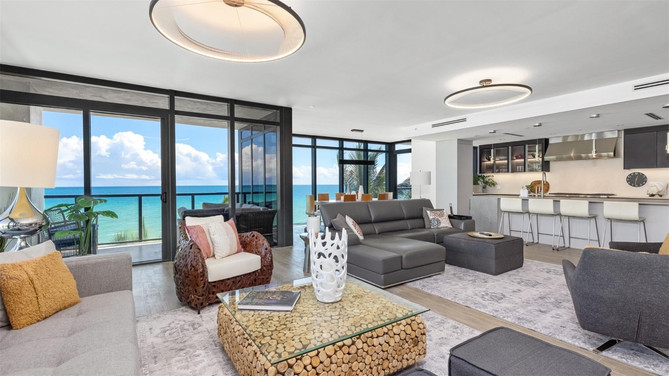 2205 S Surf #4B Hollywood, FL 33019