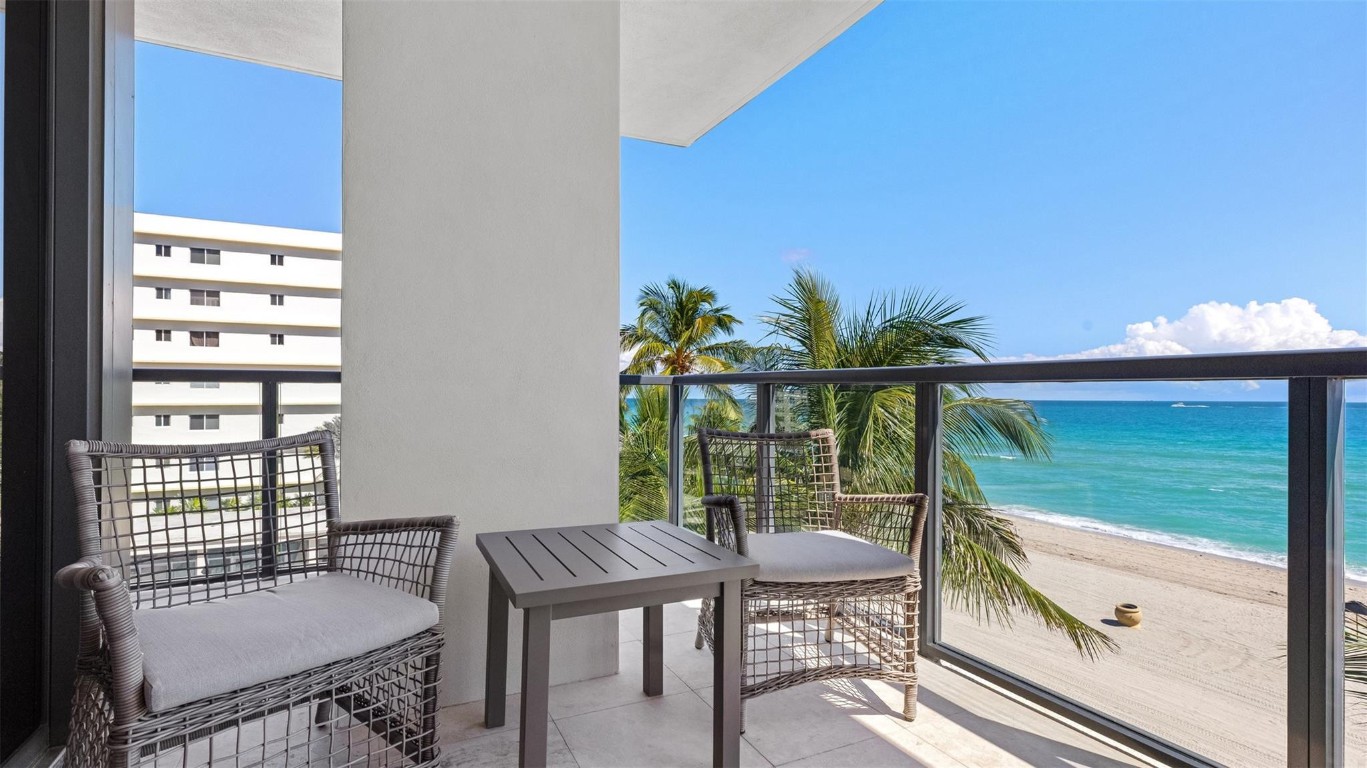 2205 S Surf #4B Hollywood, FL 33019