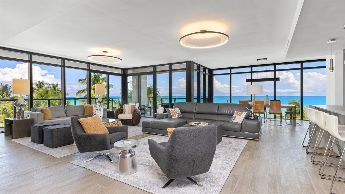 2205 S Surf #4B Hollywood, FL 33019