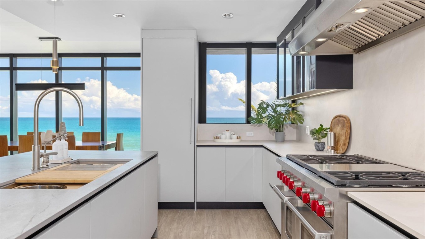 2205 S Surf #4B Hollywood, FL 33019