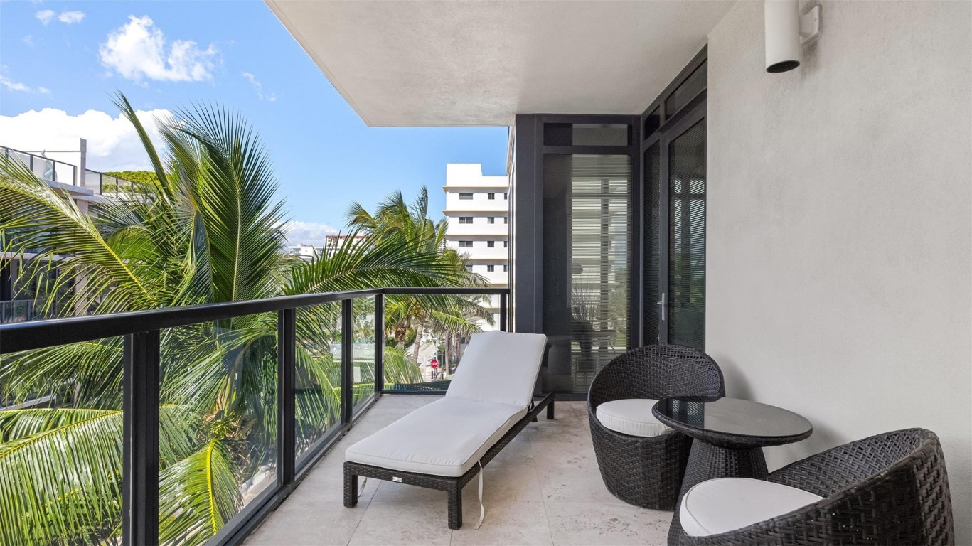 2205 S Surf #4B Hollywood, FL 33019