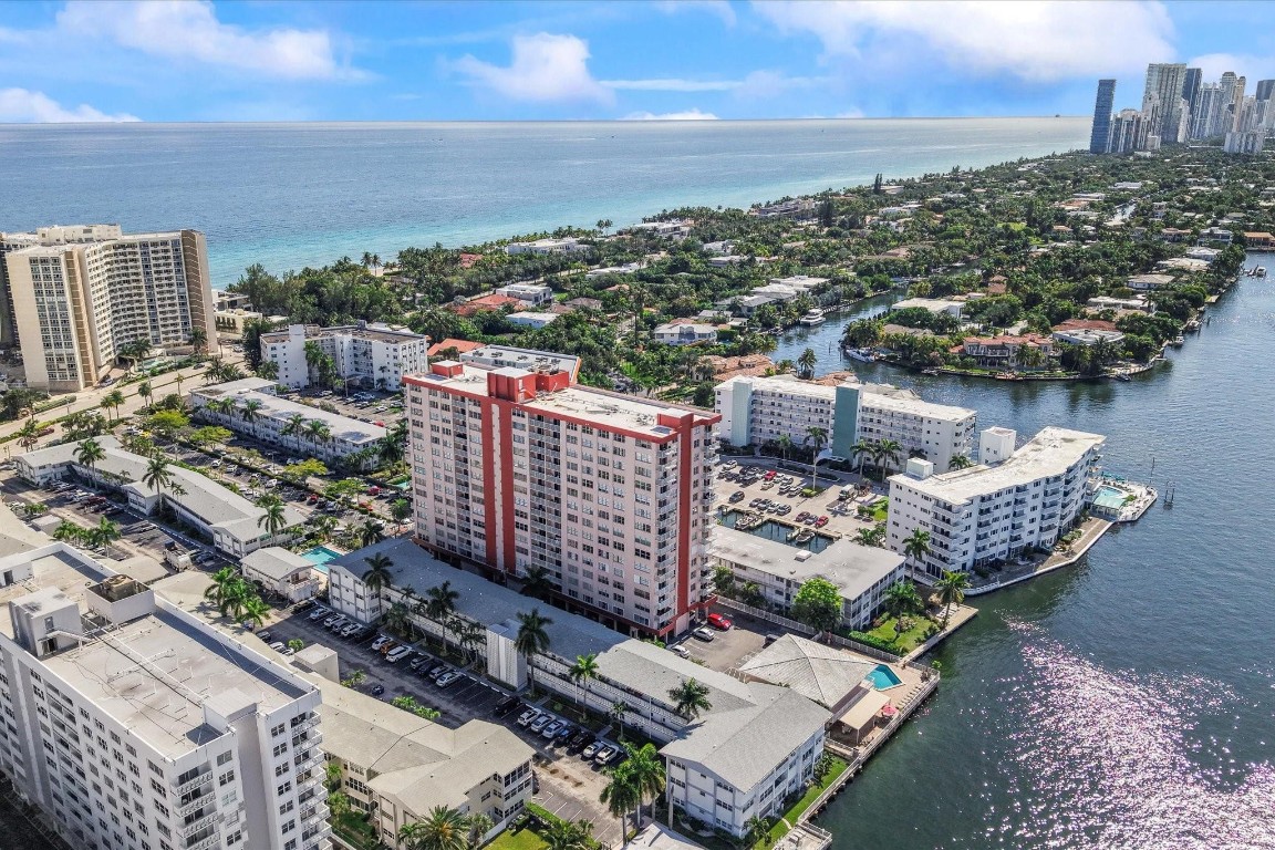 3161 S Ocean #409